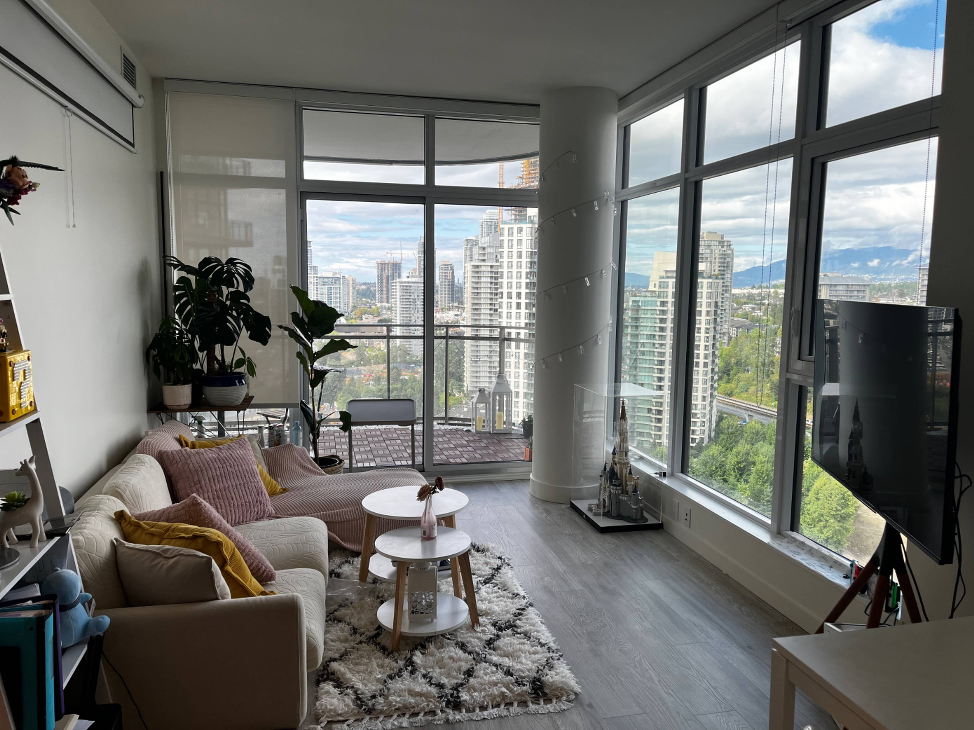 5333 Goring St, Burnaby, BC 1 Bedroom Apartment for Rent liv.rent