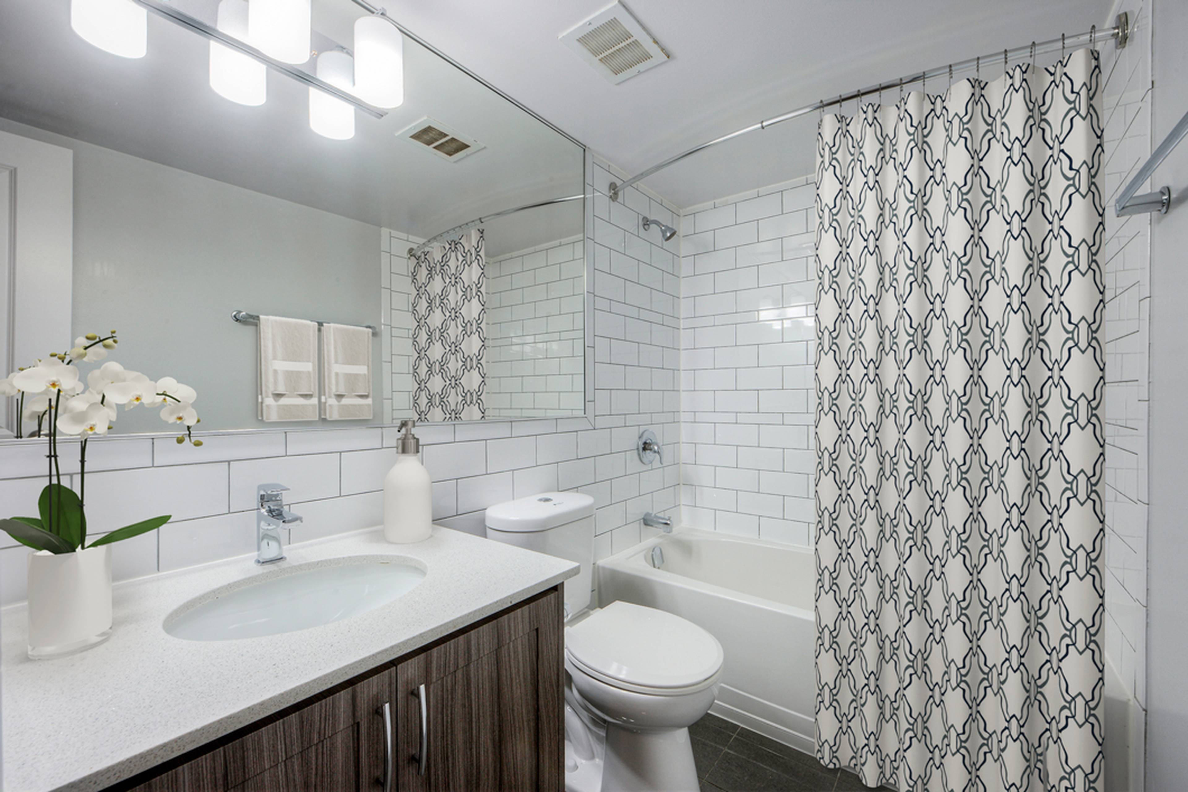 295 Dufferin St, Toronto, ON 2 Bedroom Apartment for Rent liv.rent