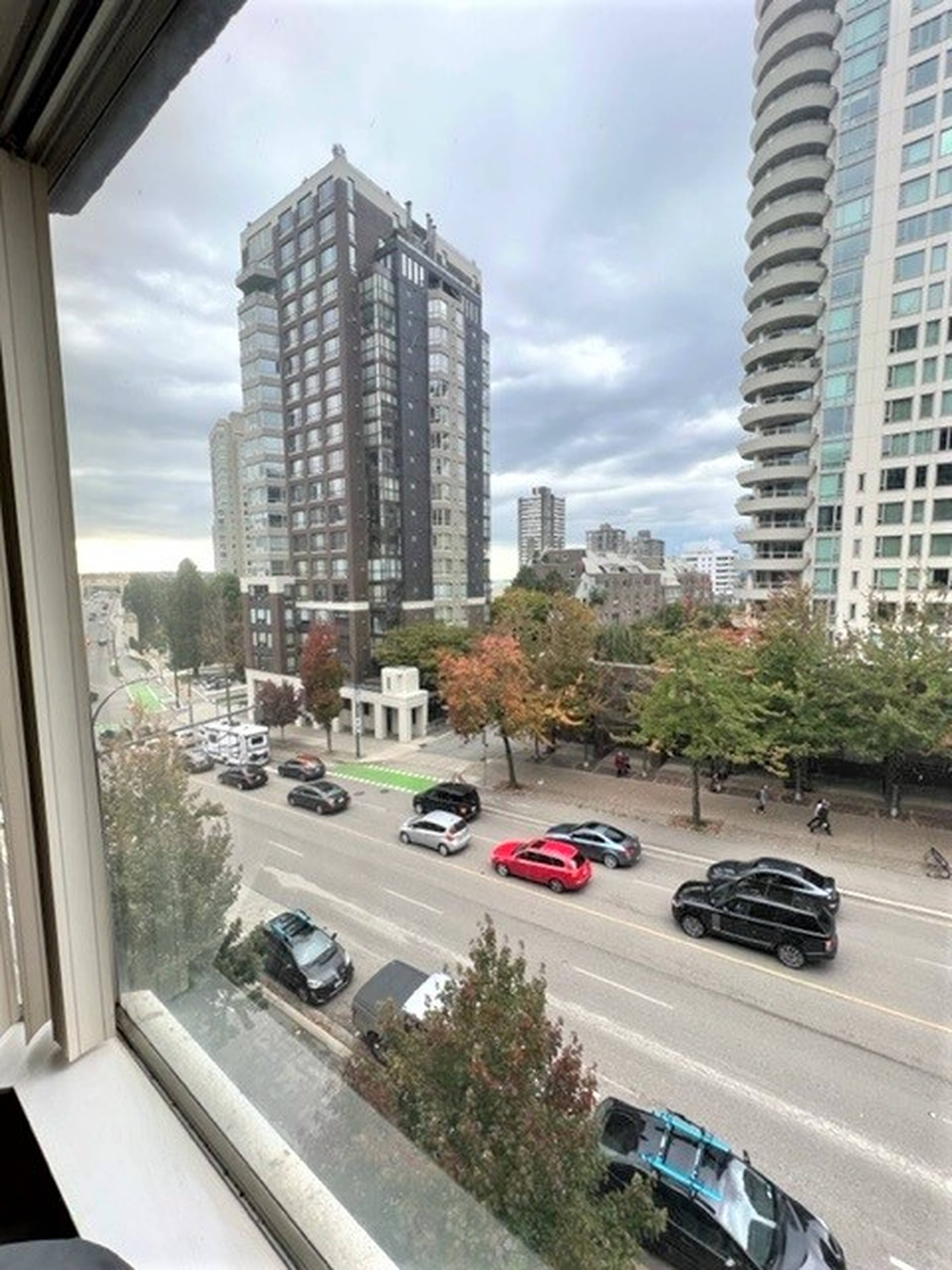 1330 Burrard St, Vancouver, BC 1 Bedroom Apartment for Rent liv.rent