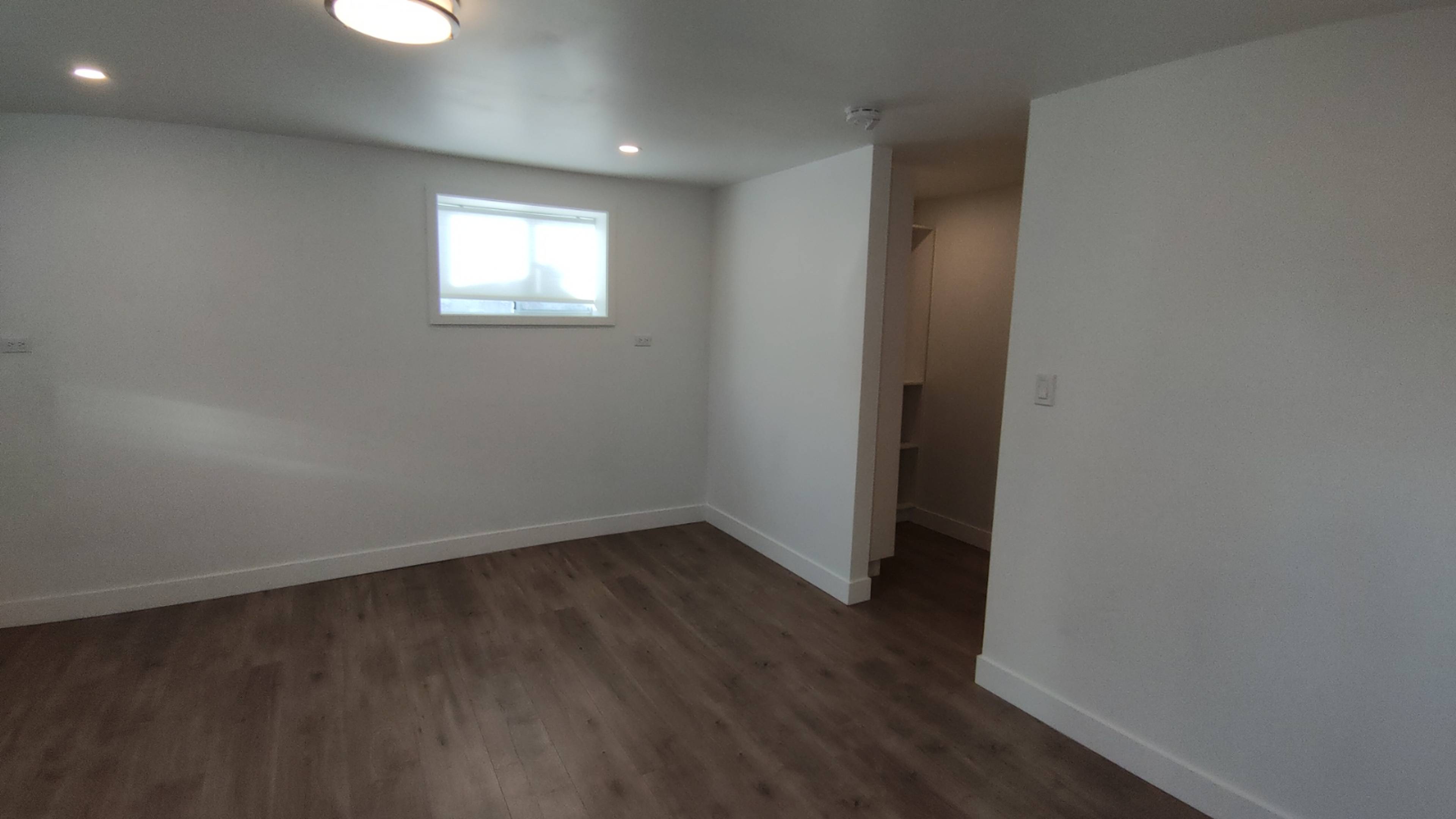 Basement Suite 3786 Peter St, Burnaby, BC 2 Bedroom Room for Rent