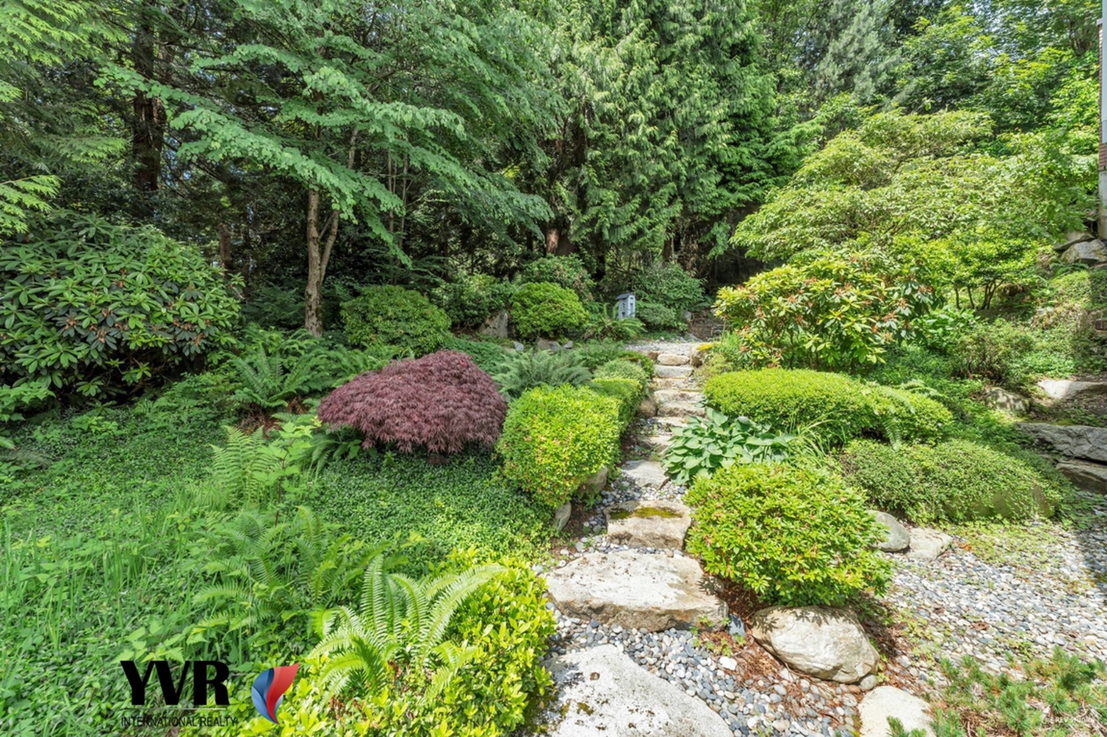 Westhill Way, West Vancouver, BC 3 Bedroom House for Rent liv.rent