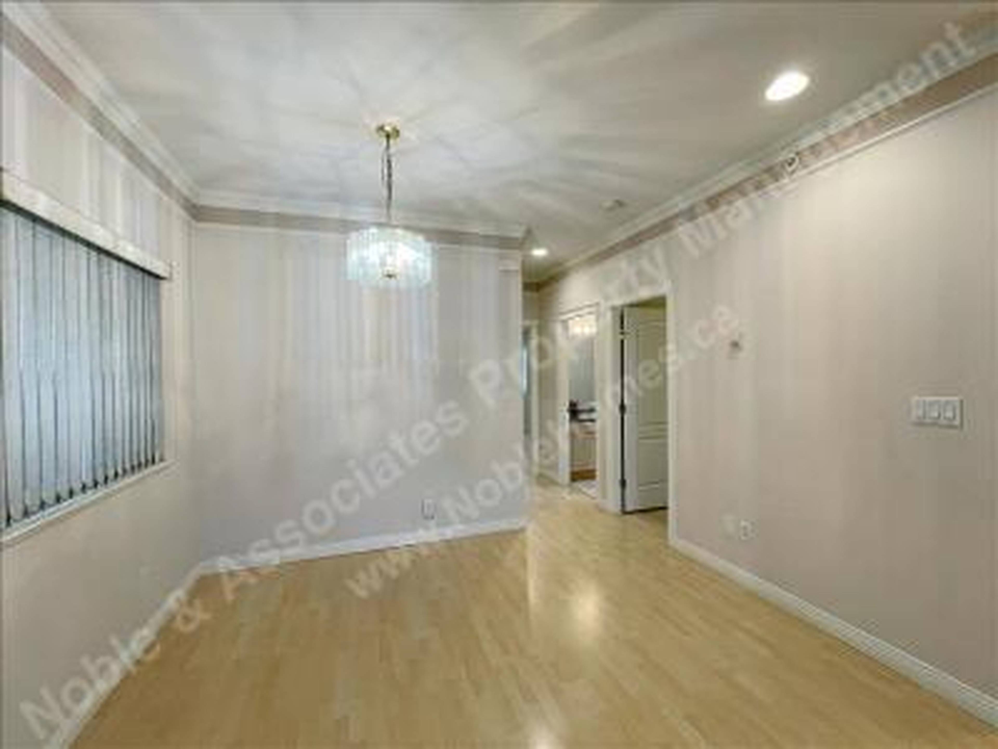 Skeena St, Vancouver, BC 3 Bedroom Room for Rent liv.rent