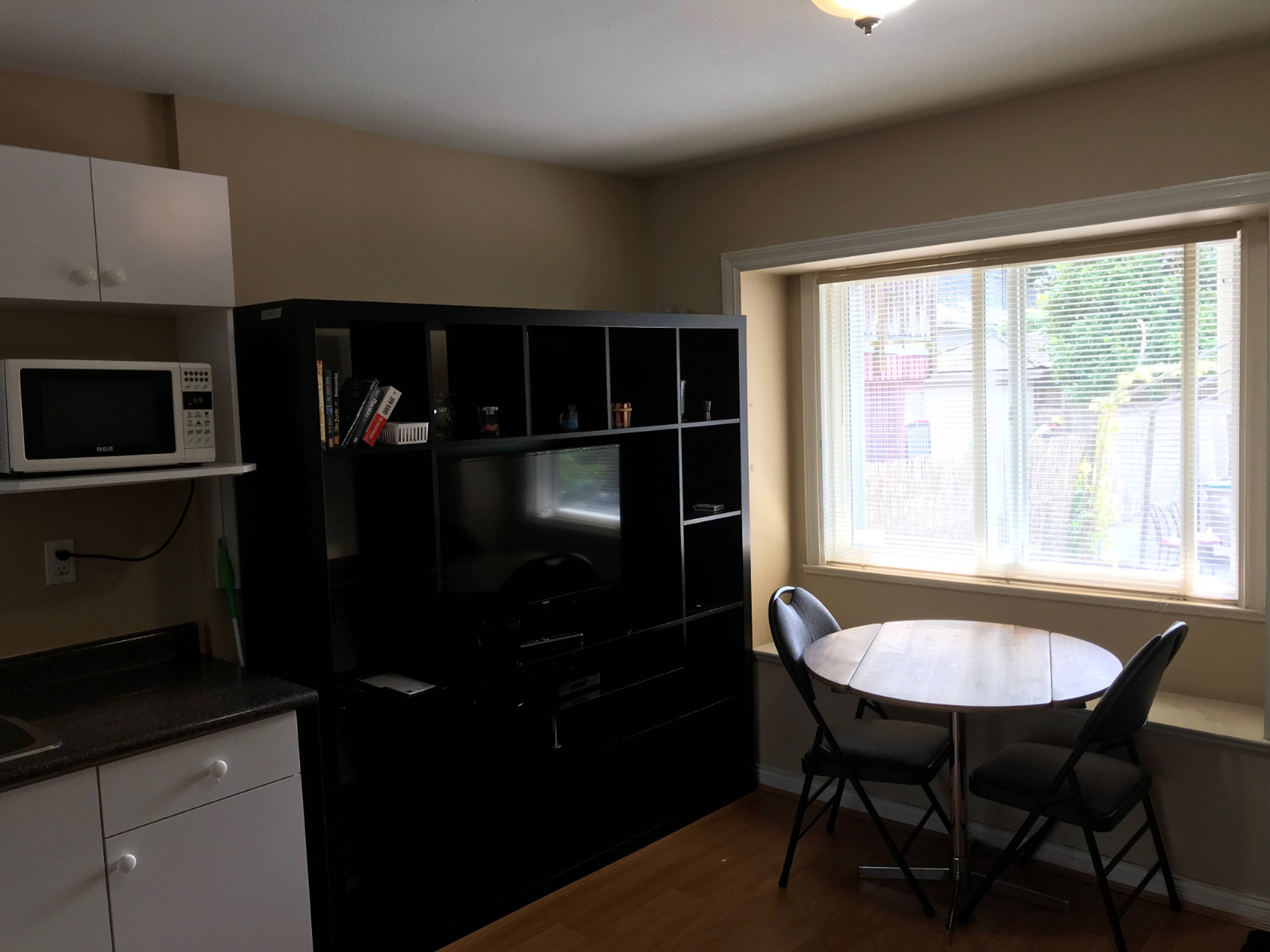E 42nd Ave, Vancouver, BC 1 Bedroom Room for Rent liv.rent