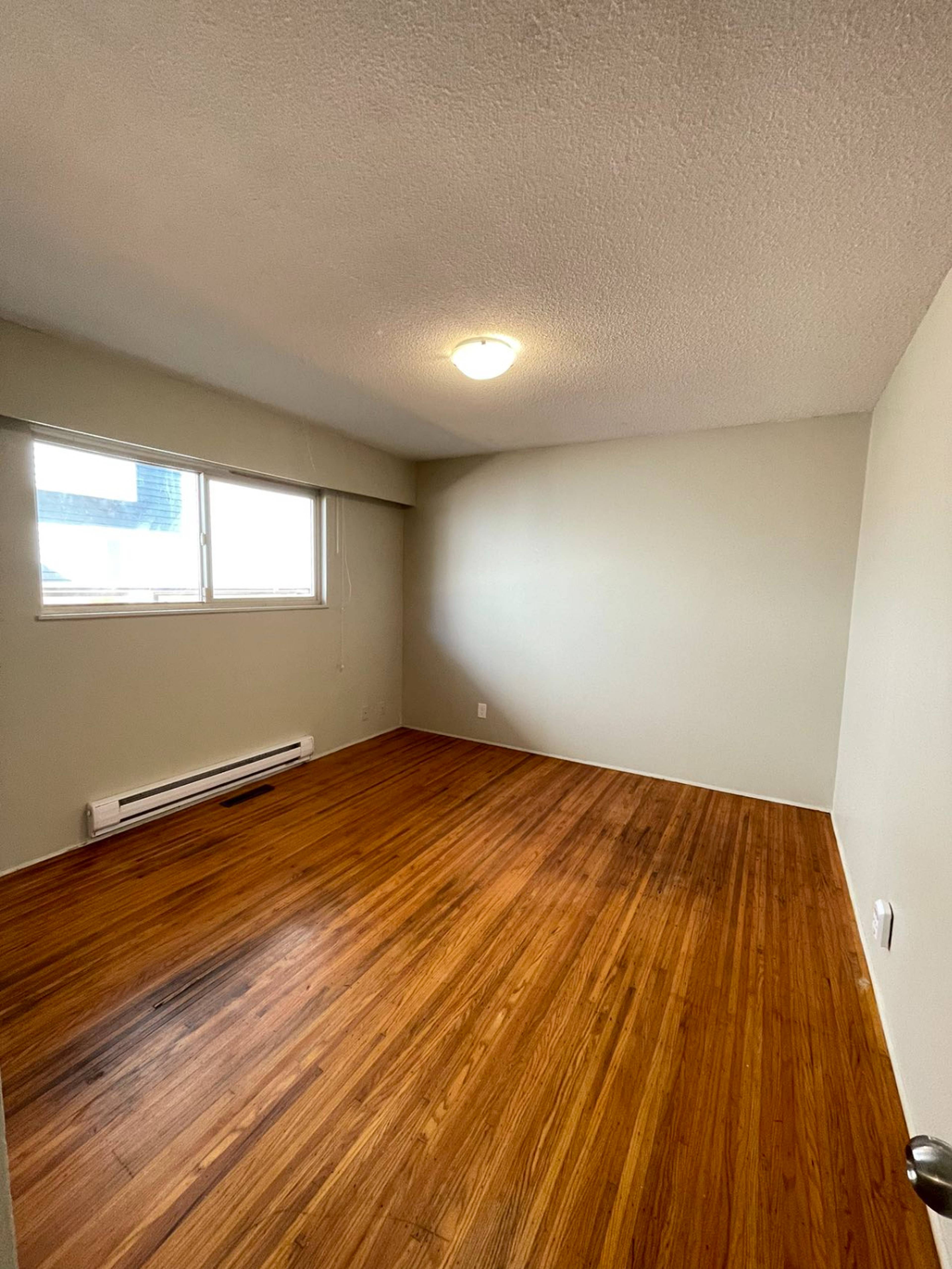 Kitchener Ave, Port Coquitlam, BC 2 Bedroom House for Rent liv.rent