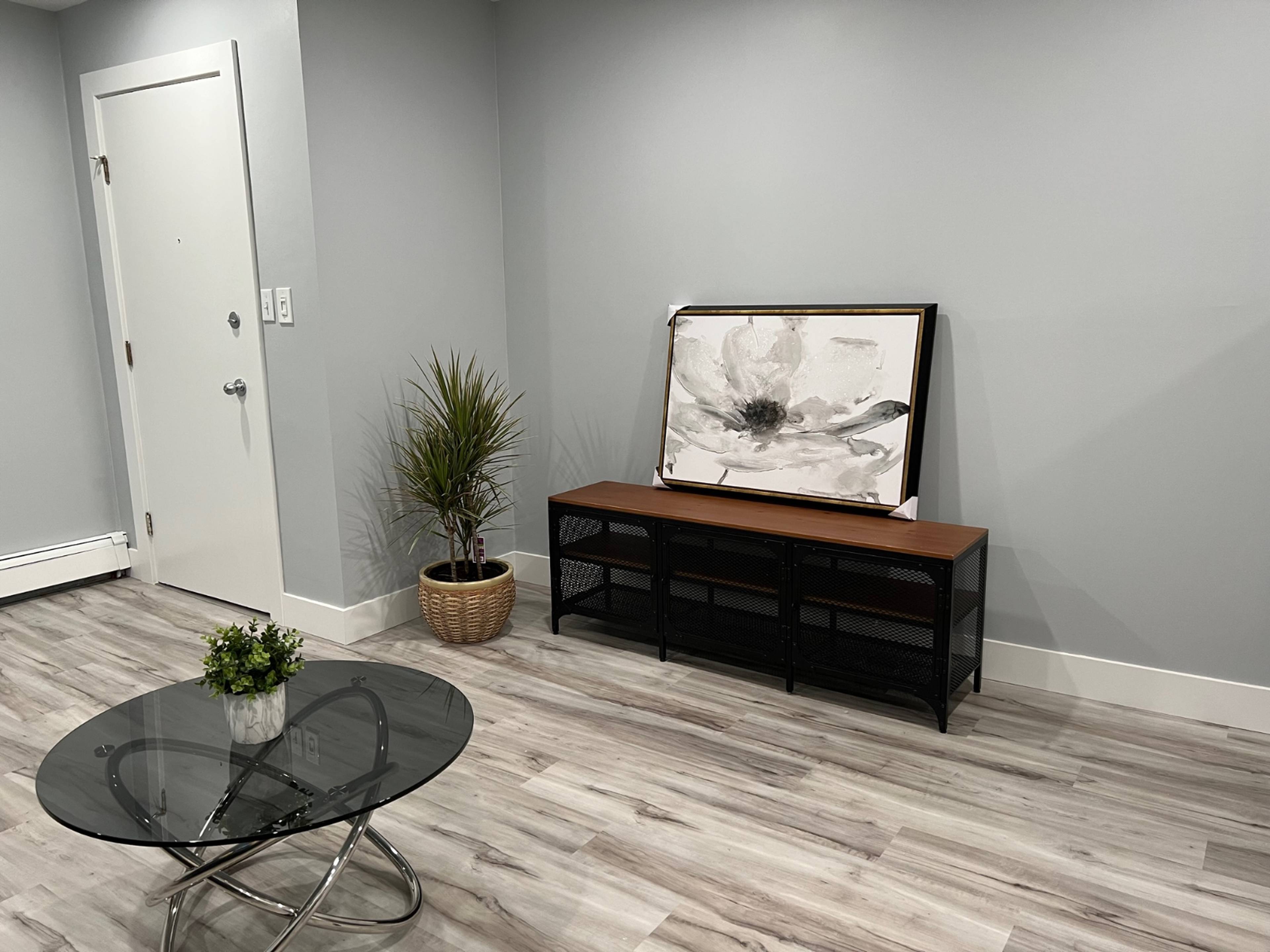 7365 Canada Way, Burnaby, BC Furnished Room for Rent liv.rent