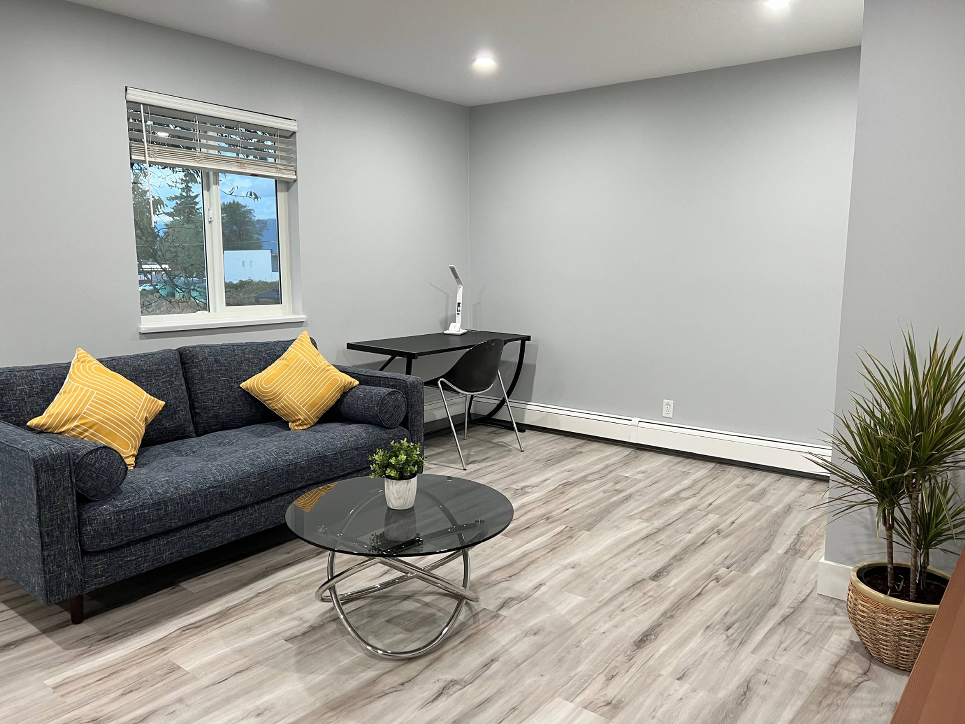 7365 Canada Way, Burnaby, BC Furnished Room for Rent liv.rent