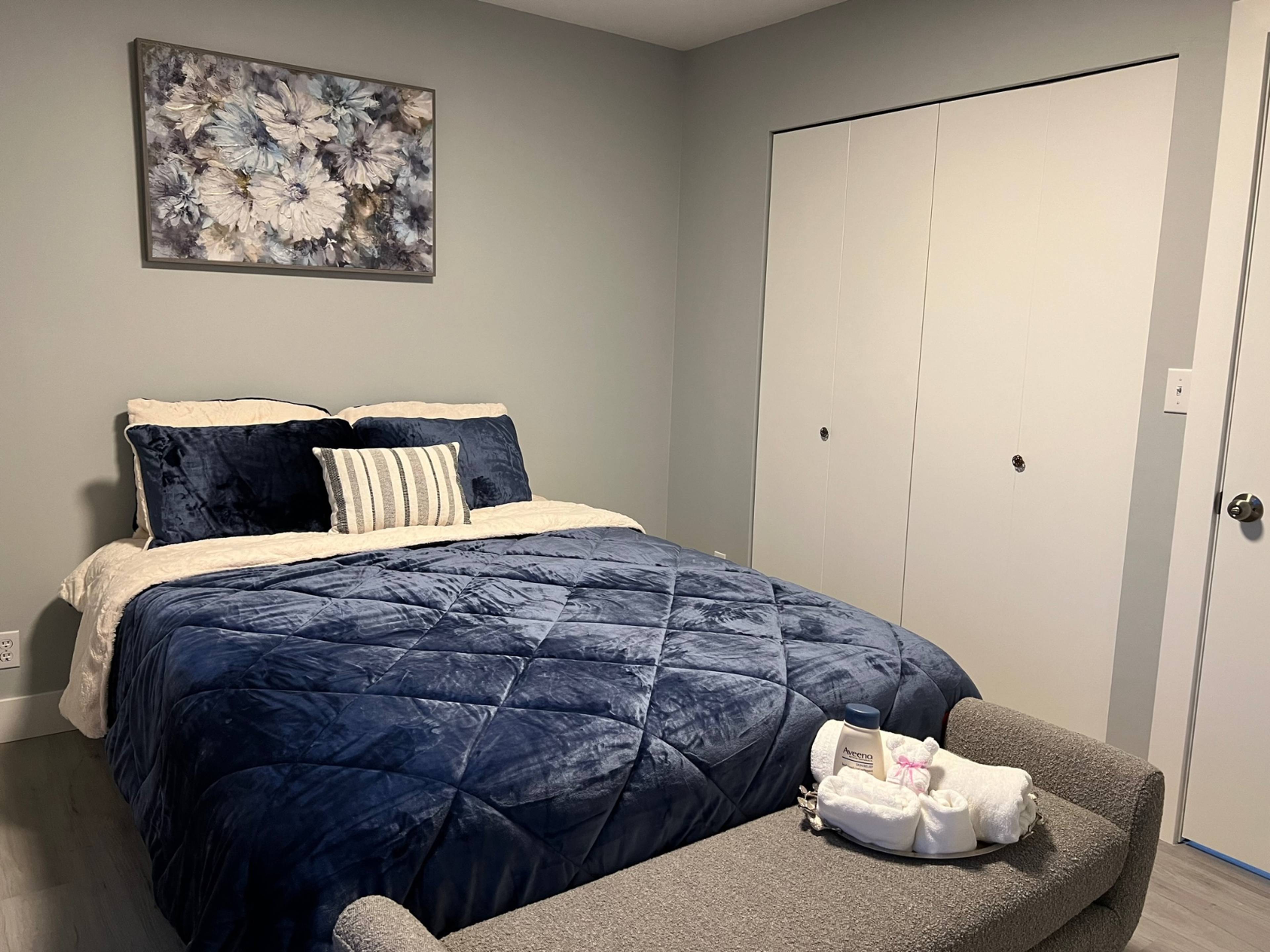 7365 Canada Way, Burnaby, BC Furnished Room for Rent liv.rent