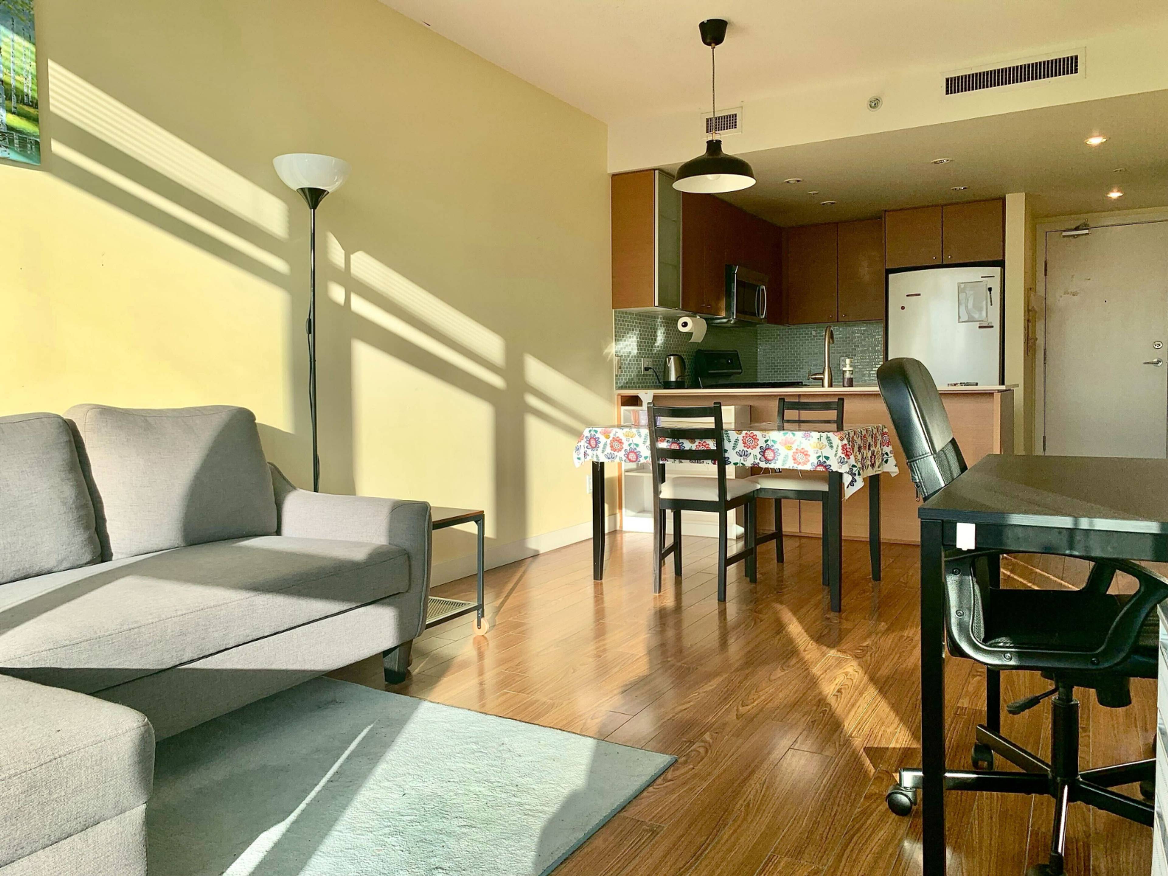 805 7373 Westminster Hwy, Richmond, BC 1 Bedroom Apartment for Rent