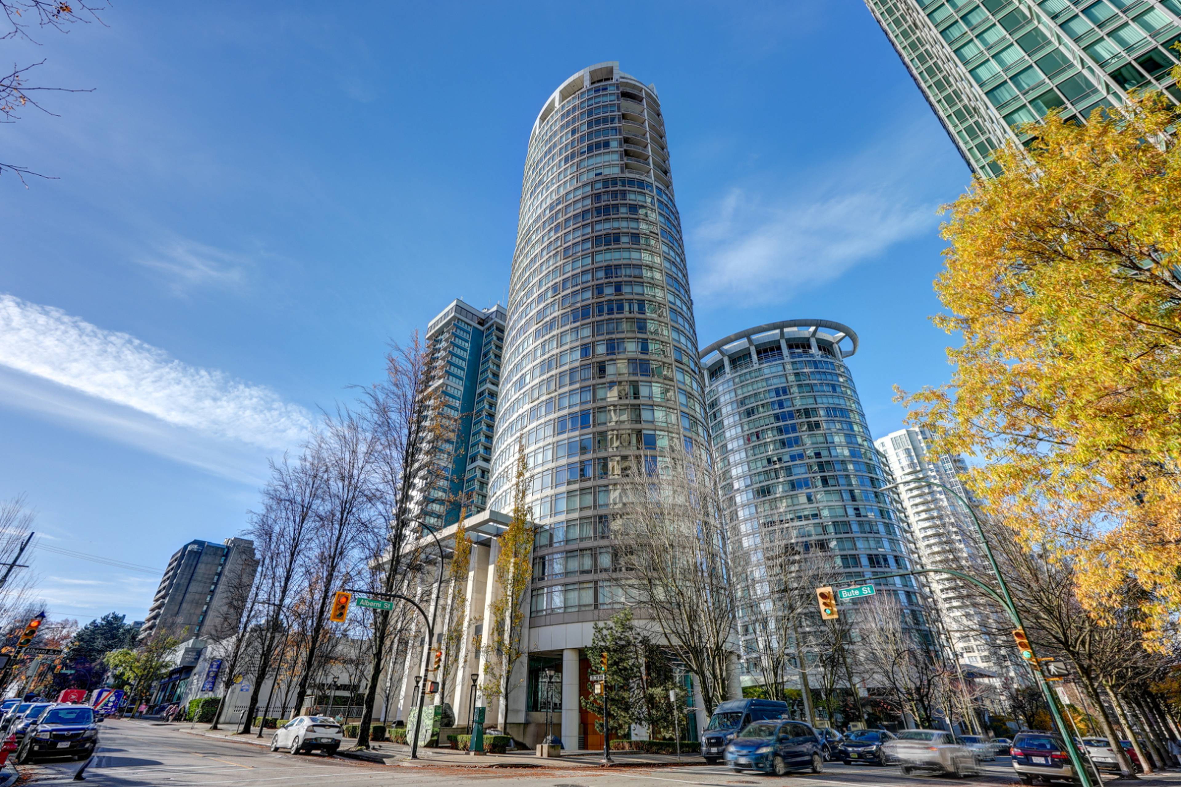 1200 Alberni St 15