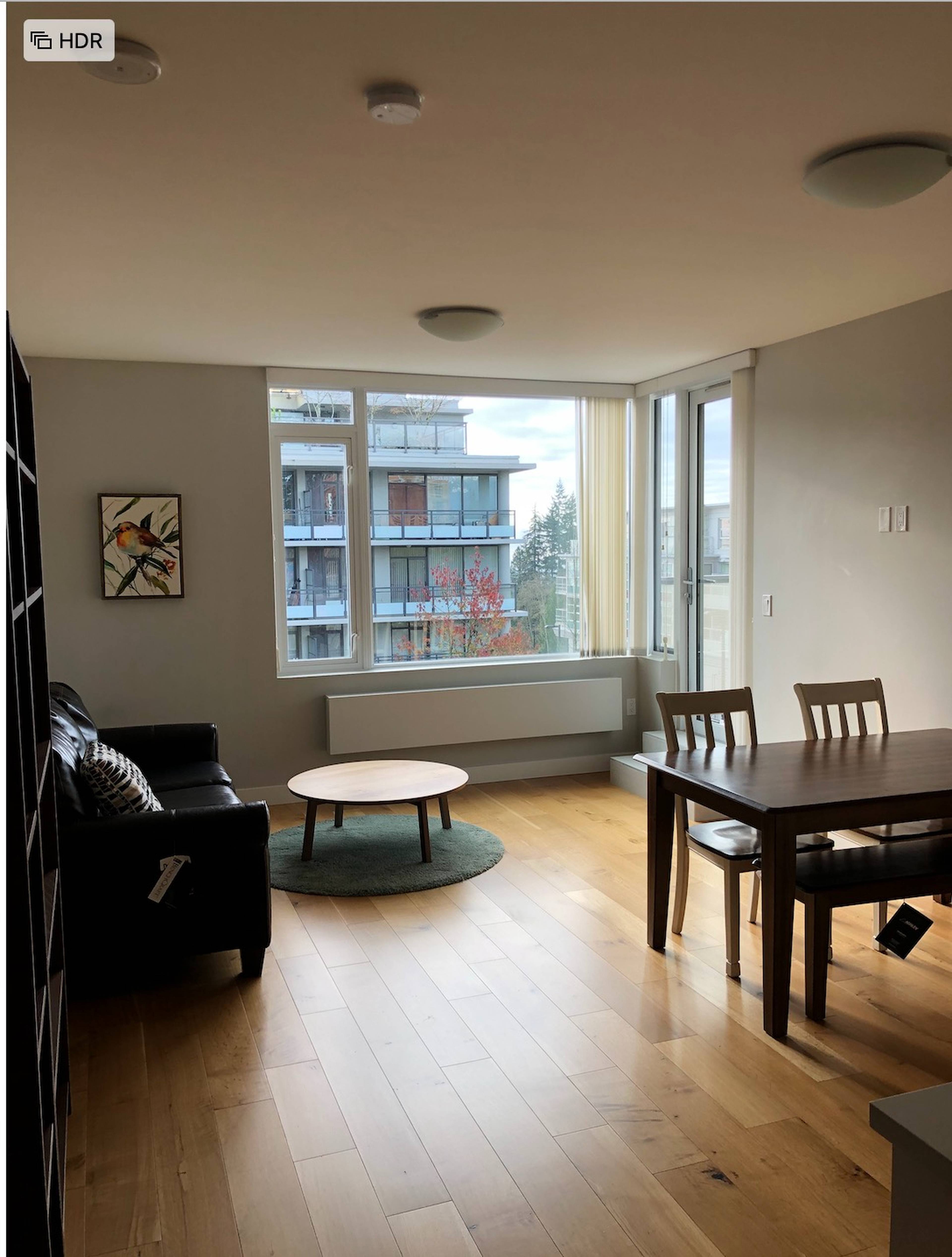 9393 Tower Rd, Burnaby, BC 2 室 公寓 出租 liv.rent