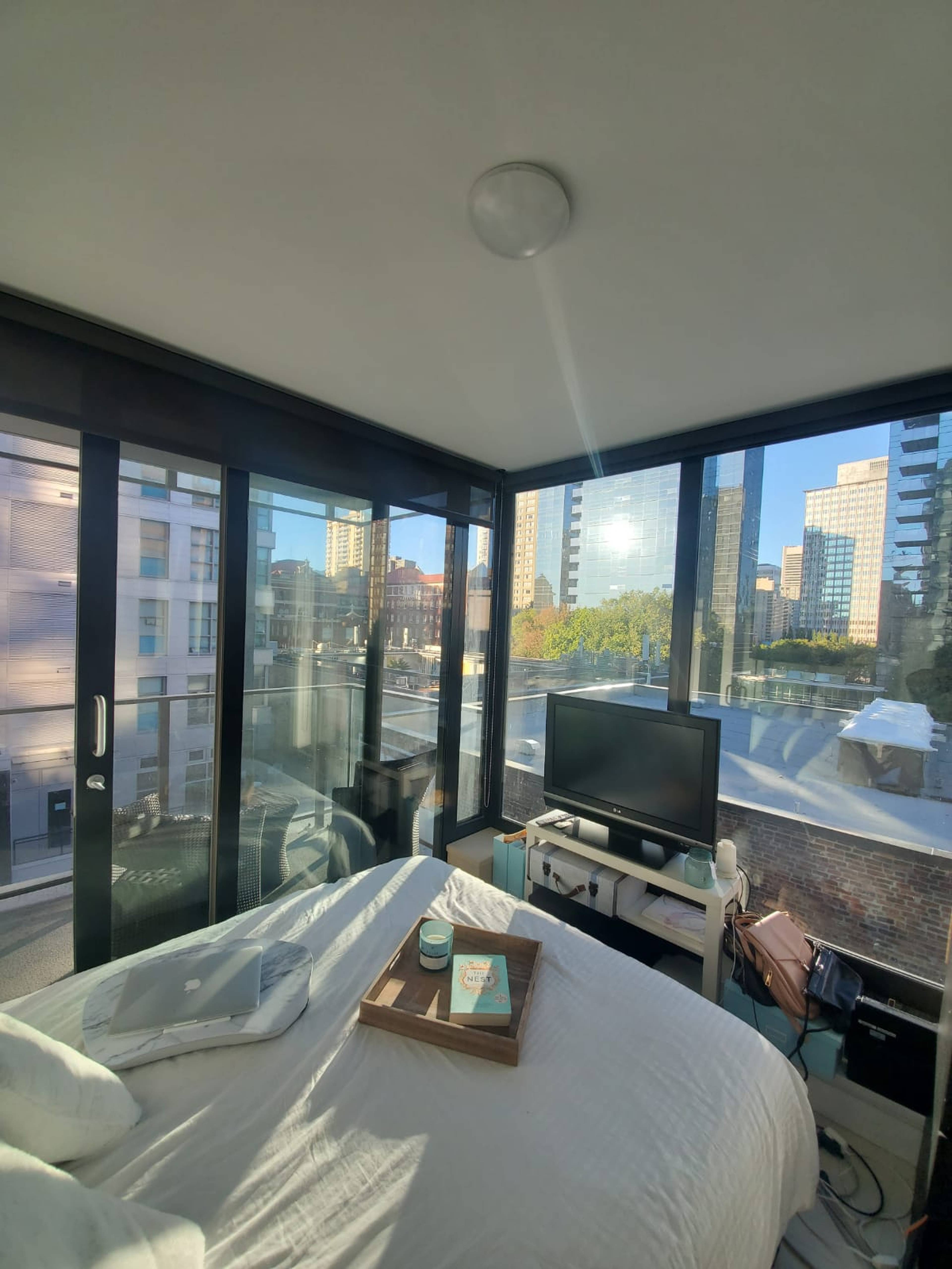 1133 Hornby St, Vancouver, BC 2 Bedroom Apartment for Rent liv.rent