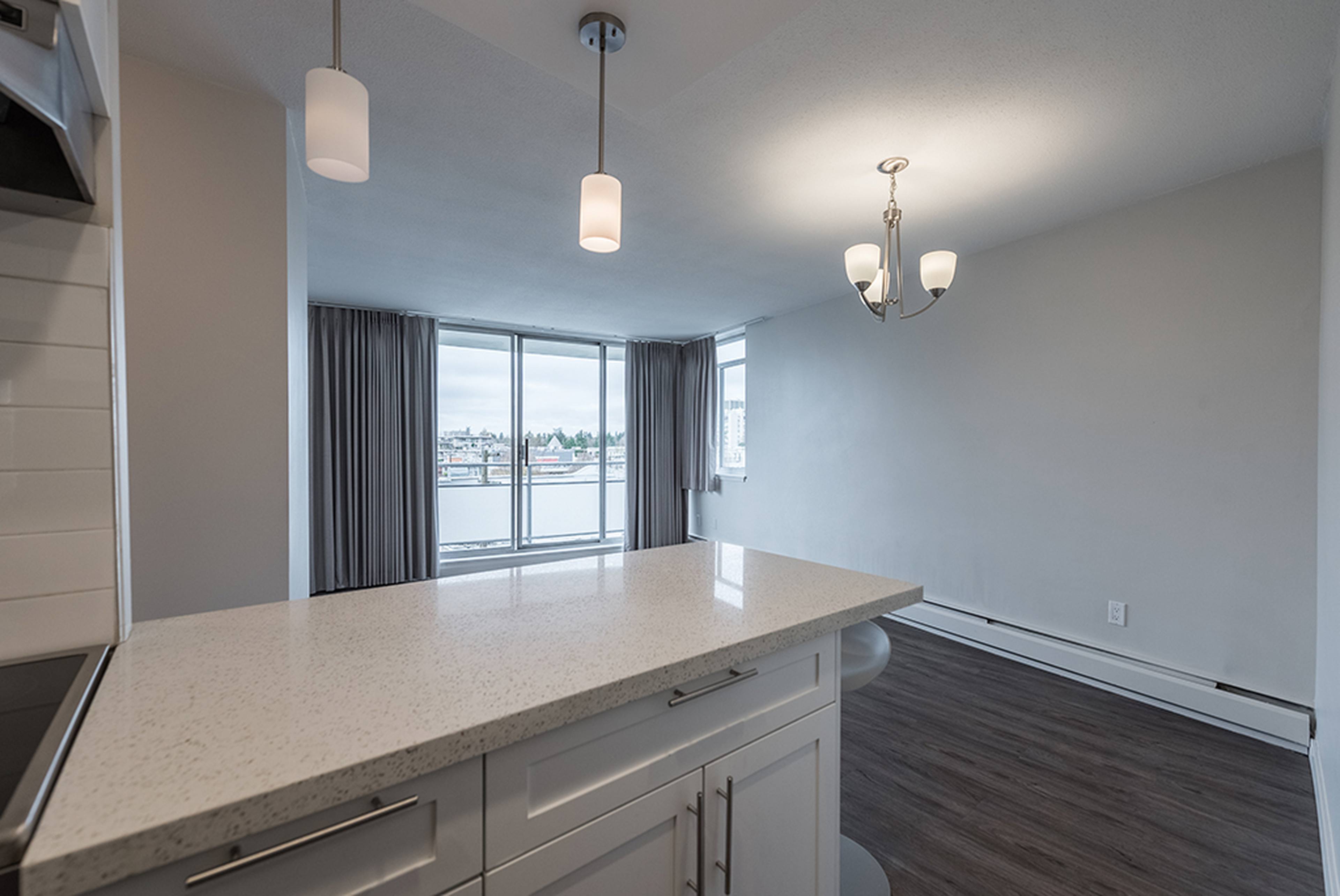 5815 Yew St, Vancouver, BC Studio Apartment for Rent liv.rent