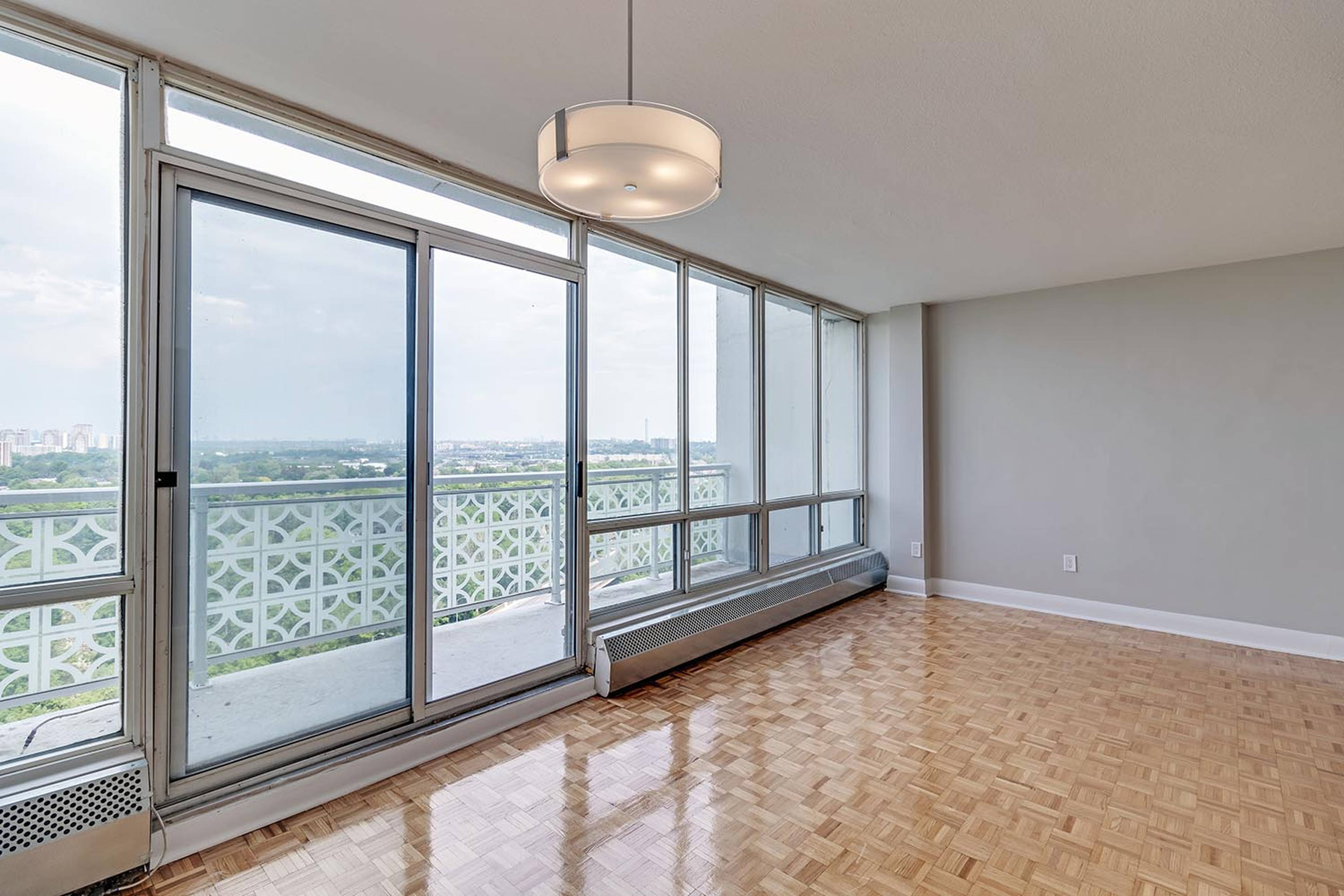 2 Bed PH 1501 Woodbine Ave, Toronto, ON 2 Bedroom Apartment for