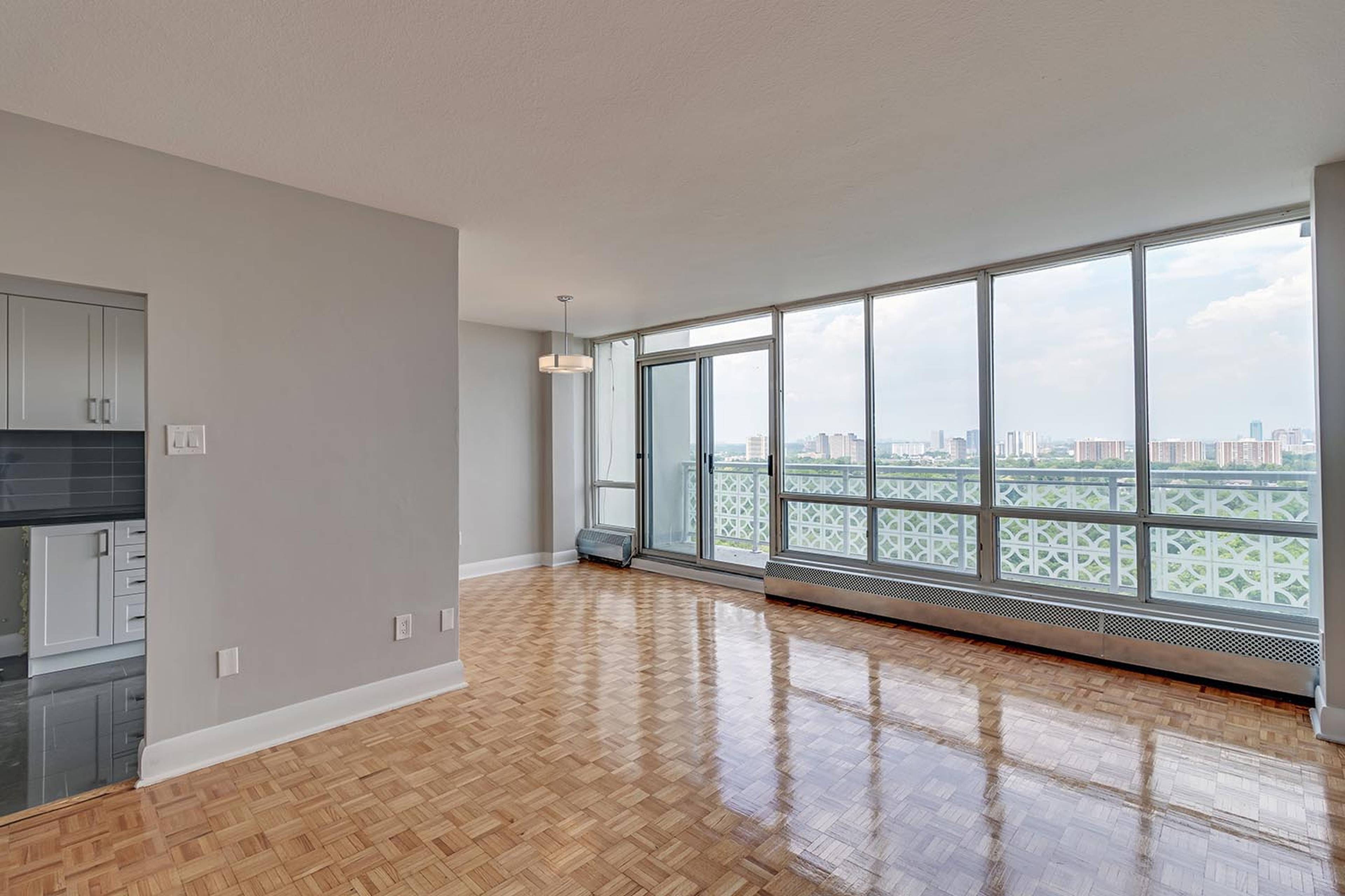 2 Bed PH 1501 Woodbine Ave, Toronto, ON 2 Bedroom Apartment for