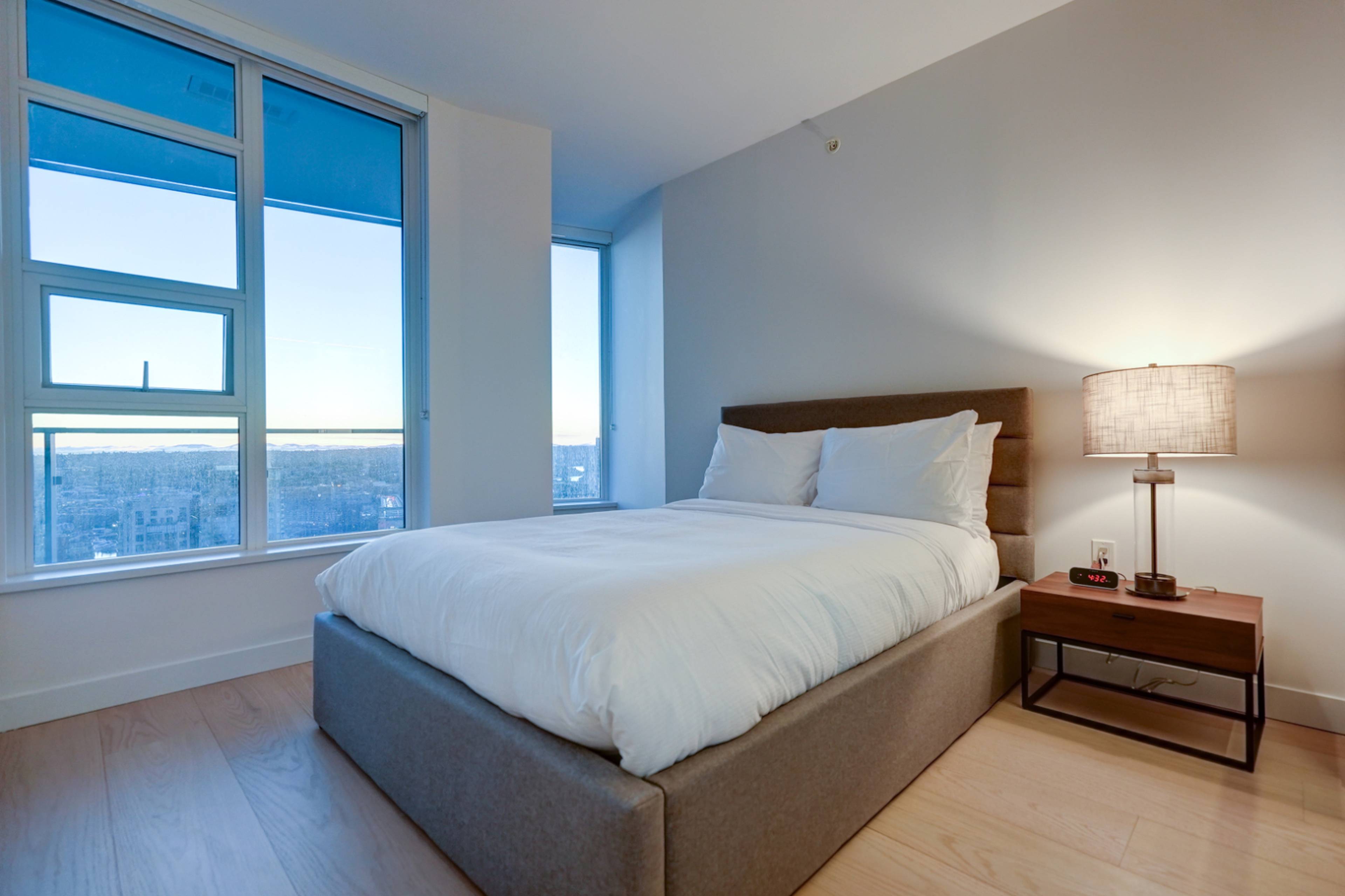 1289 Hornby St, Vancouver, BC 2 Bedroom Apartment for Rent liv.rent