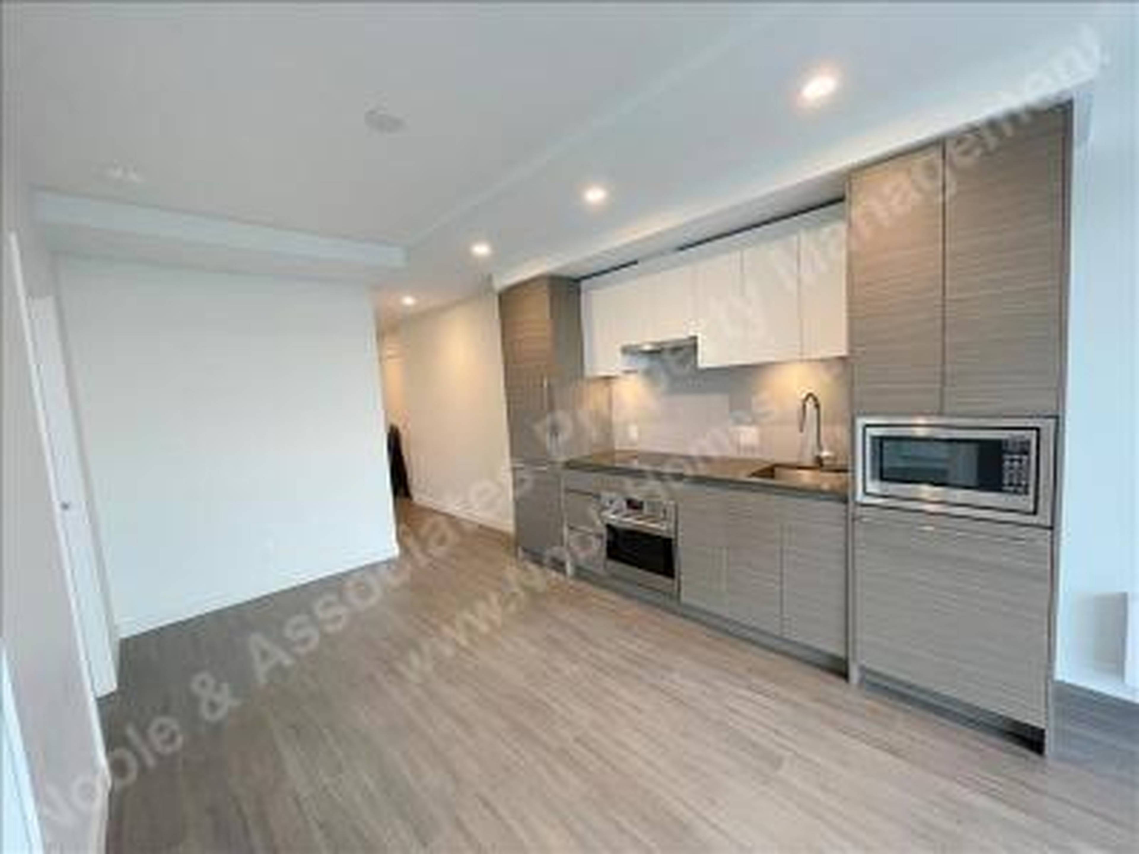 13615 Fraser Hwy, Surrey, BC 1 Bedroom Apartment for Rent liv.rent