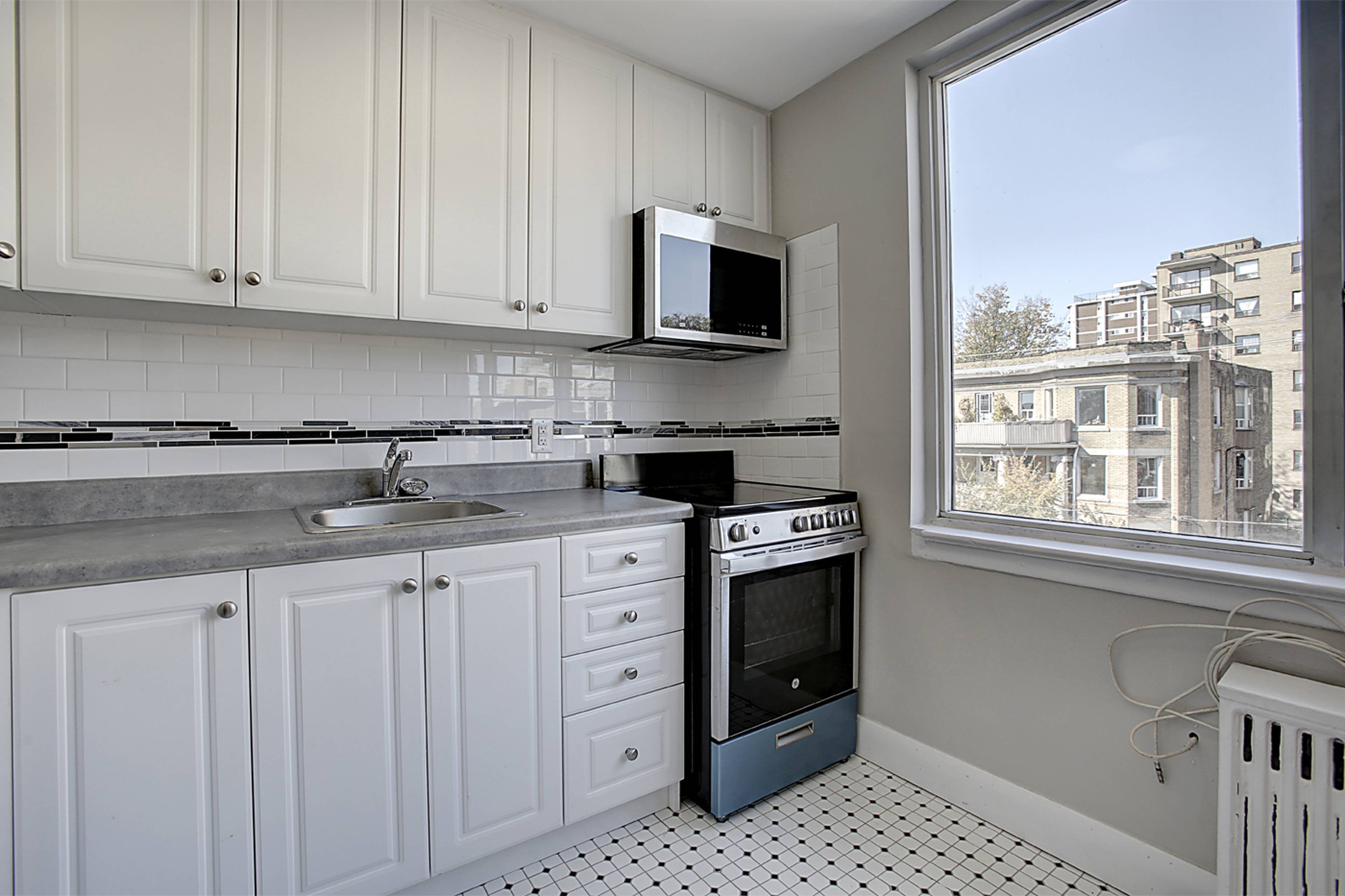 140 Jameson Ave, Toronto, ON Studio Apartment for Rent liv.rent