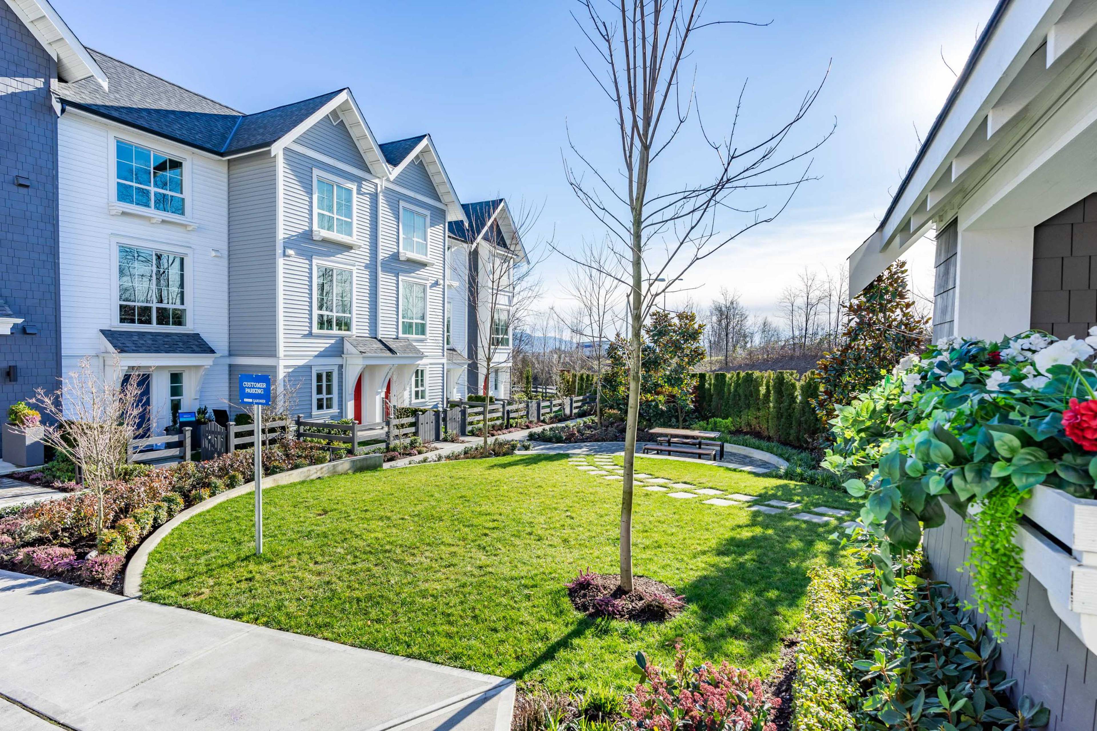 2838 Livingstone Ave, Abbotsford, BC 2 Bedroom Townhouse for Rent