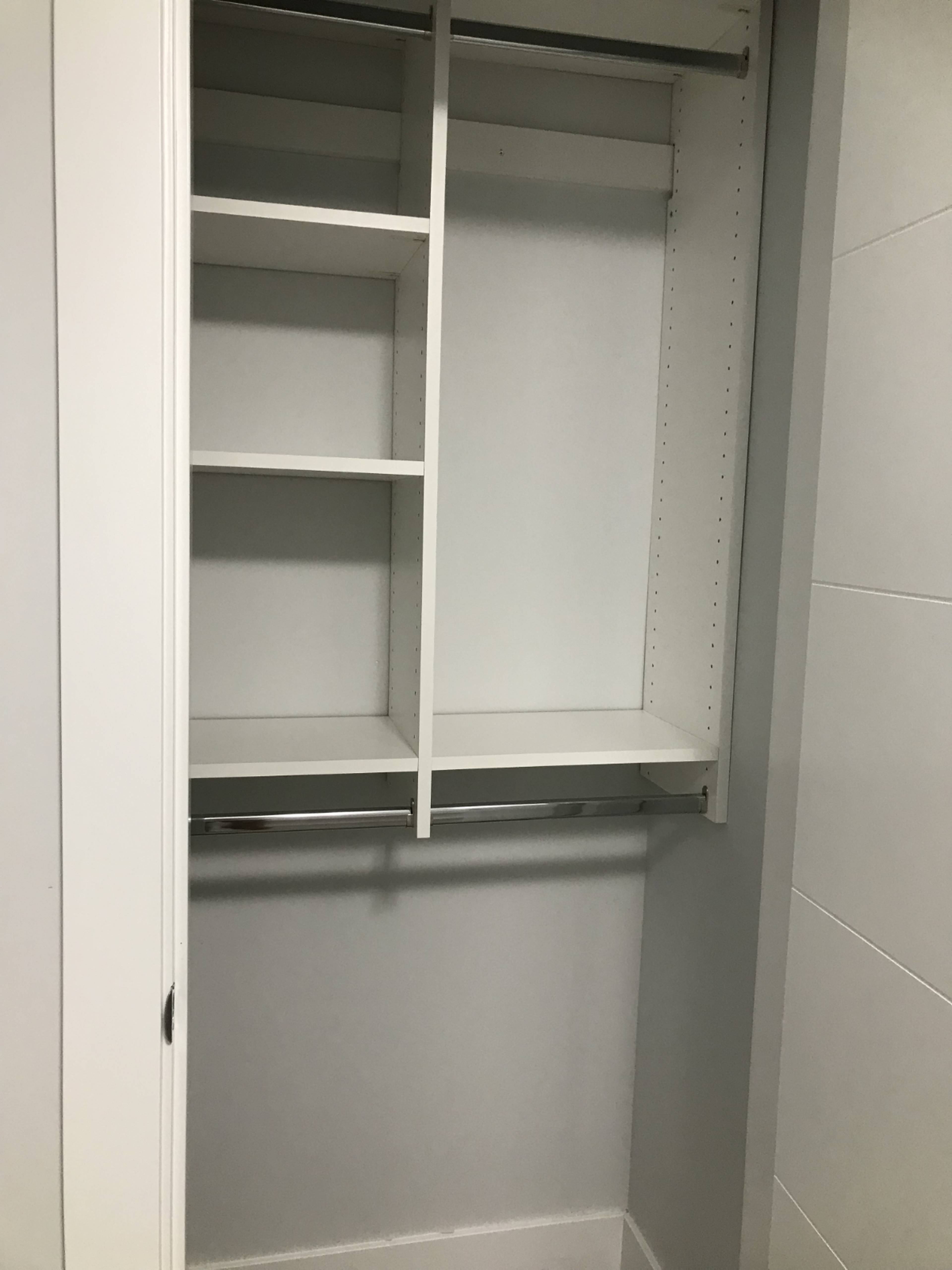 BSMT 442 Garrett St, New Westminster, BC 2 Bedroom Room for Rent liv.rent