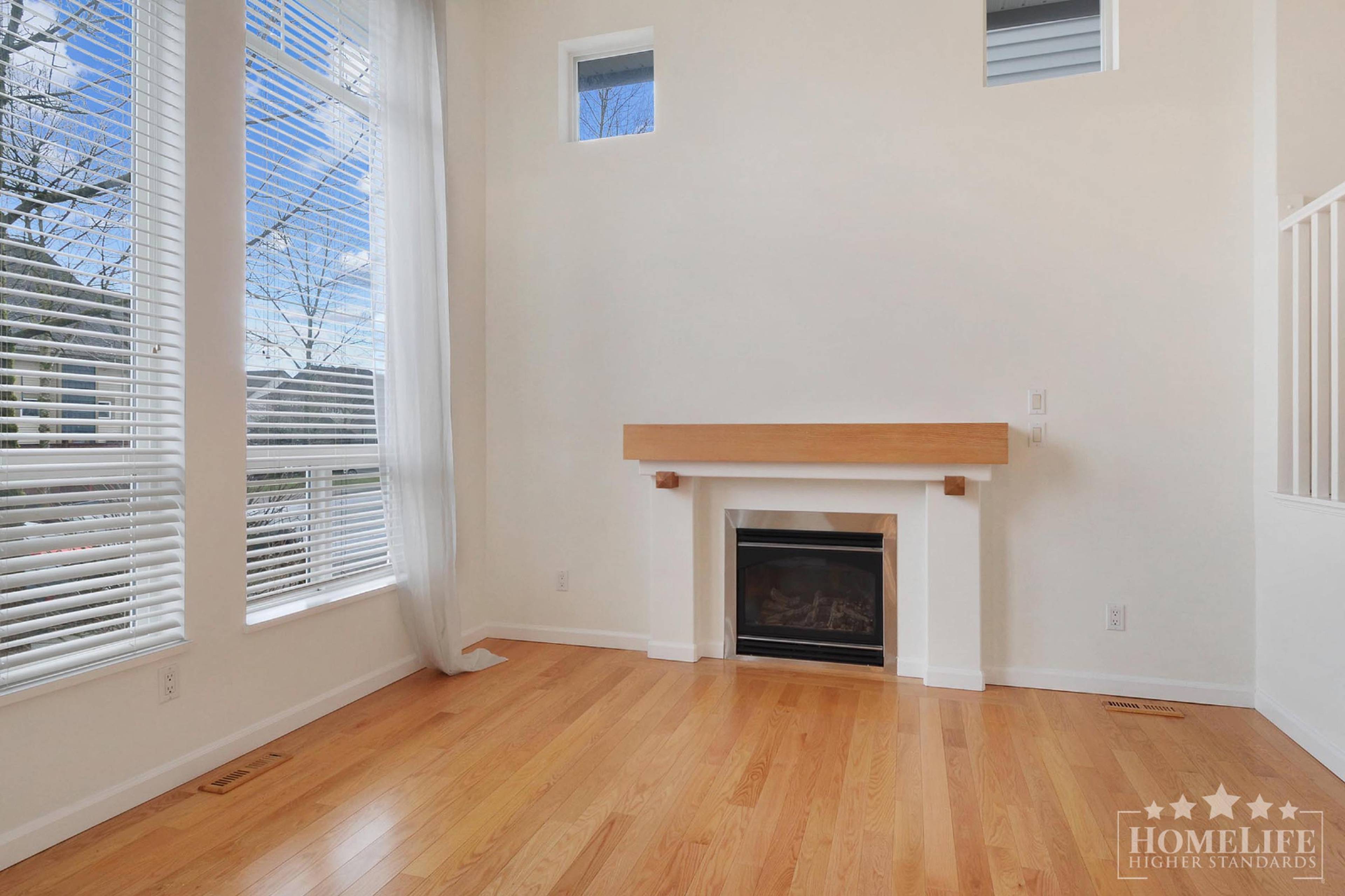 19849 69B Ave, Langley, BC 3 Bedroom House for Rent liv.rent