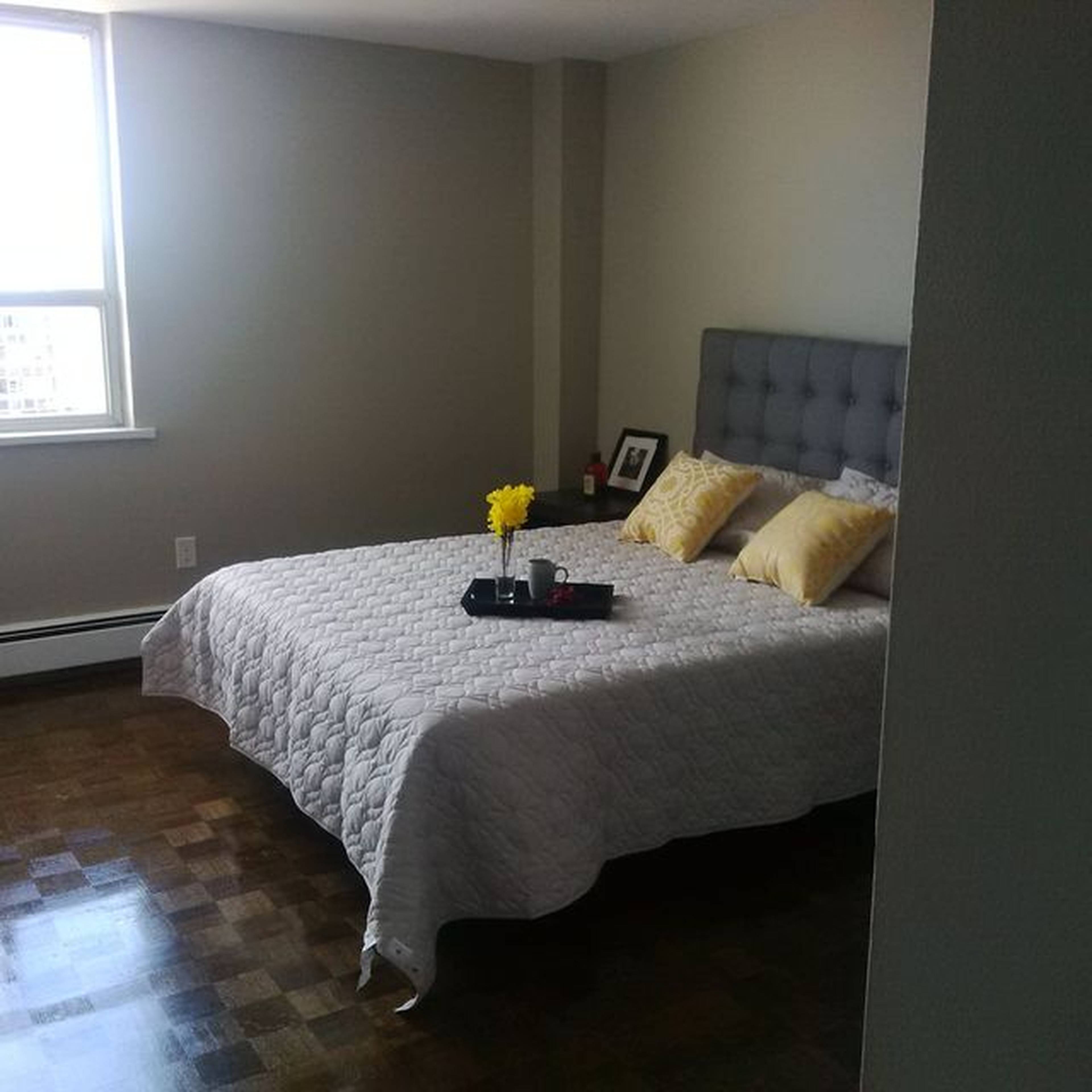 2 Bedrooms 25 Fisherville Rd, Toronto, ON 2 Bedroom Apartment for