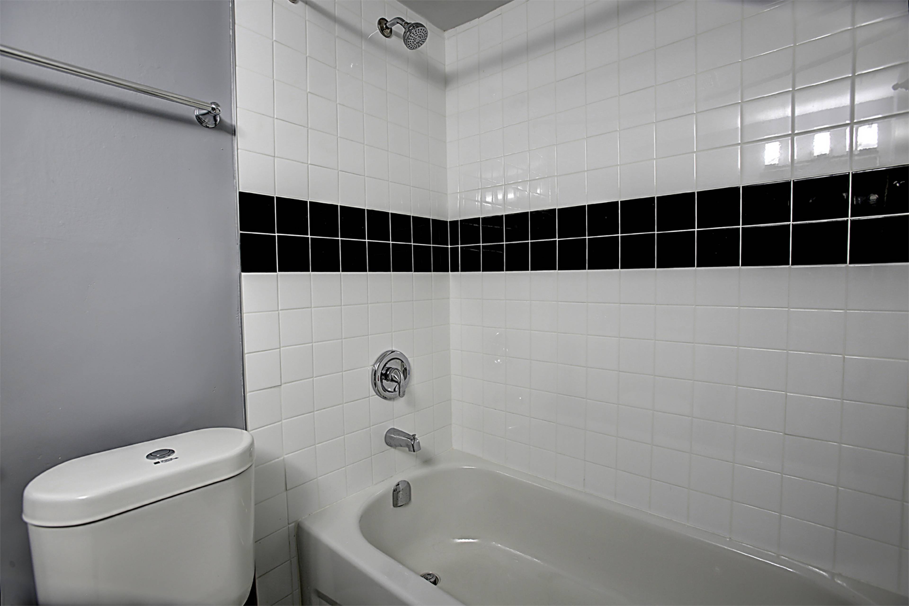 1 Bedroom 40 Stevenson Rd, Etobicoke, ON 1 Bedroom Apartment for