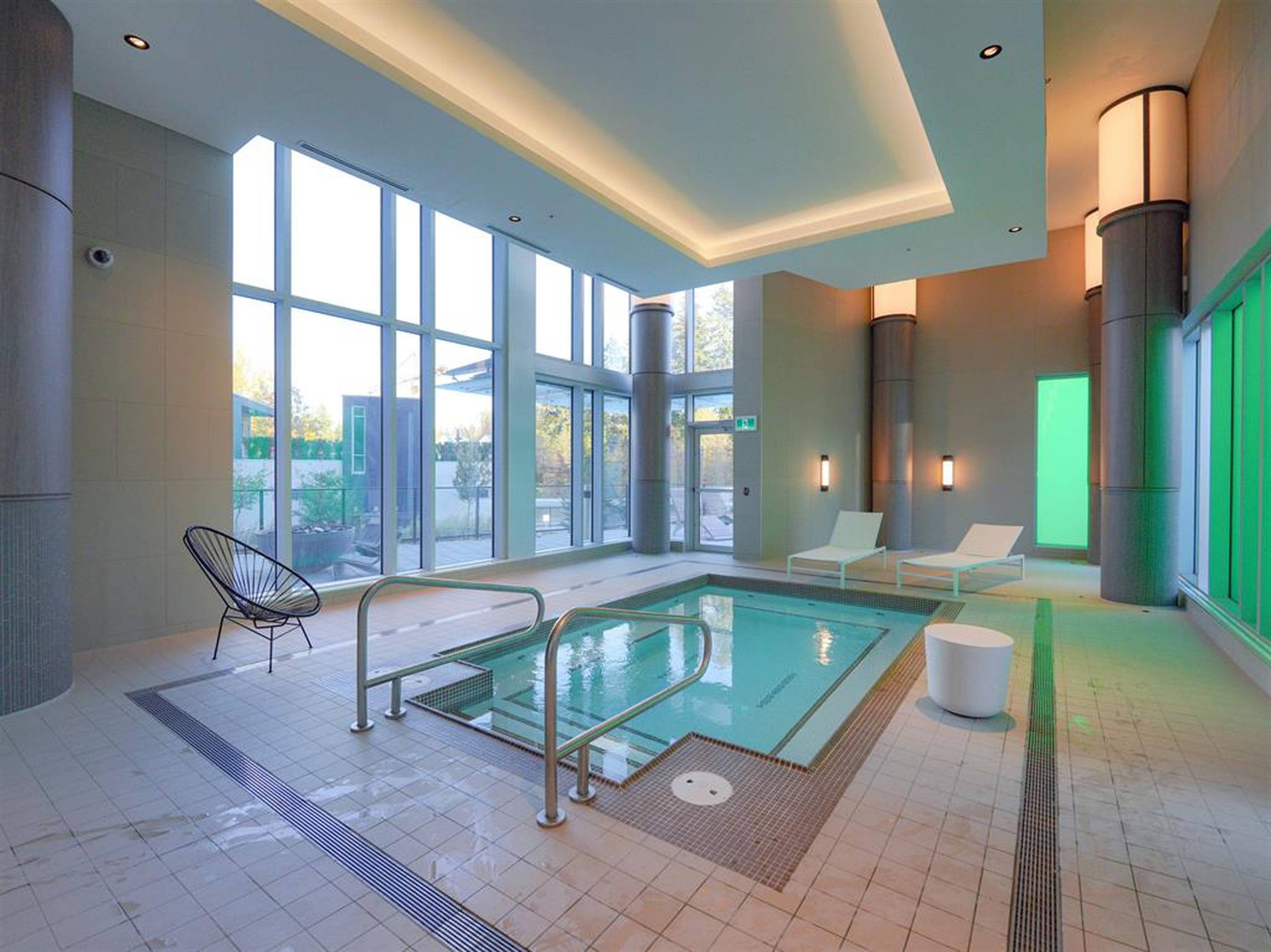 9887 Whalley Blvd, Surrey, BC 1 Bedroom Apartment for Rent liv.rent
