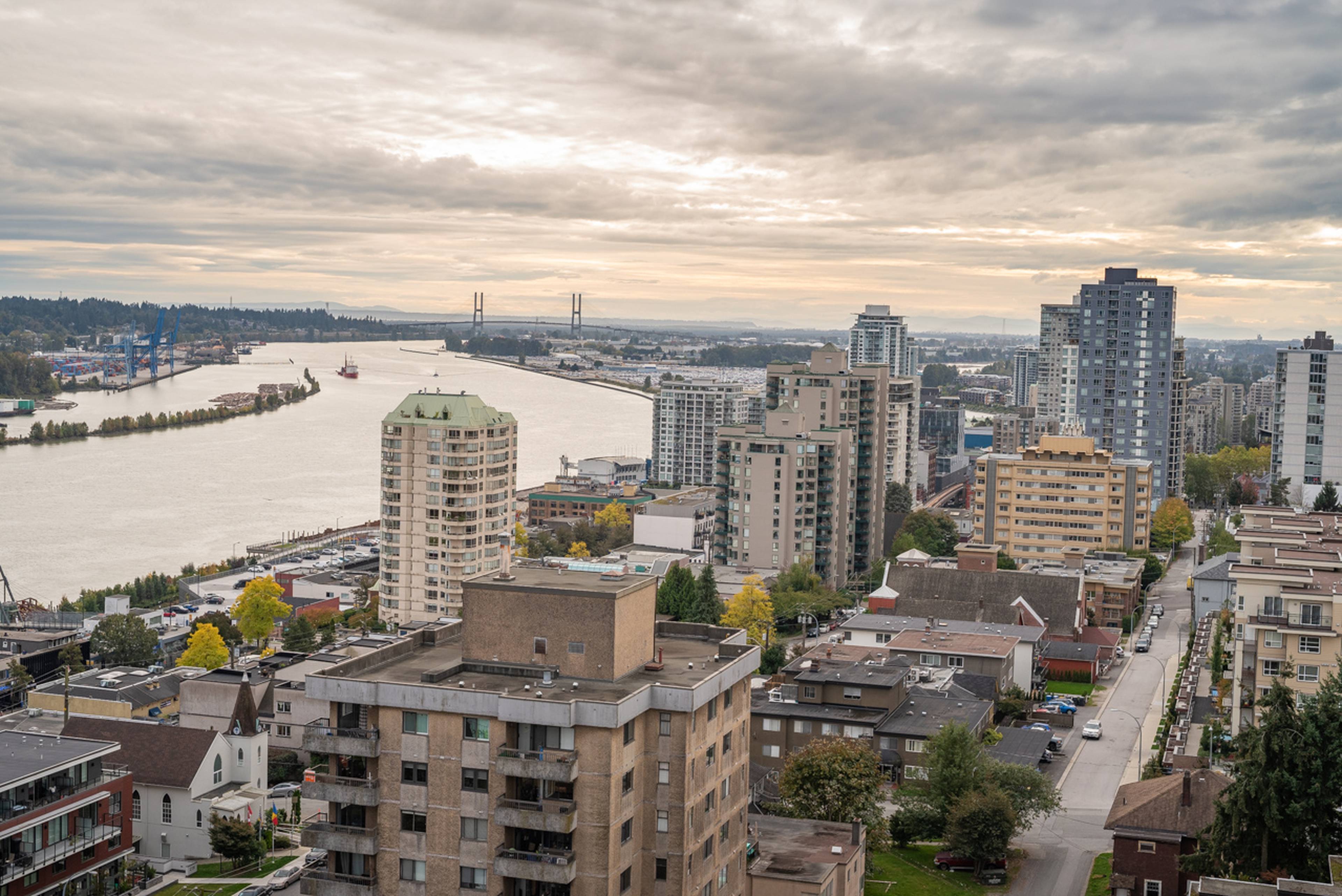 1604 188 Agnes St, New Westminster, BC 2 Bedroom Apartment for Rent liv.rent