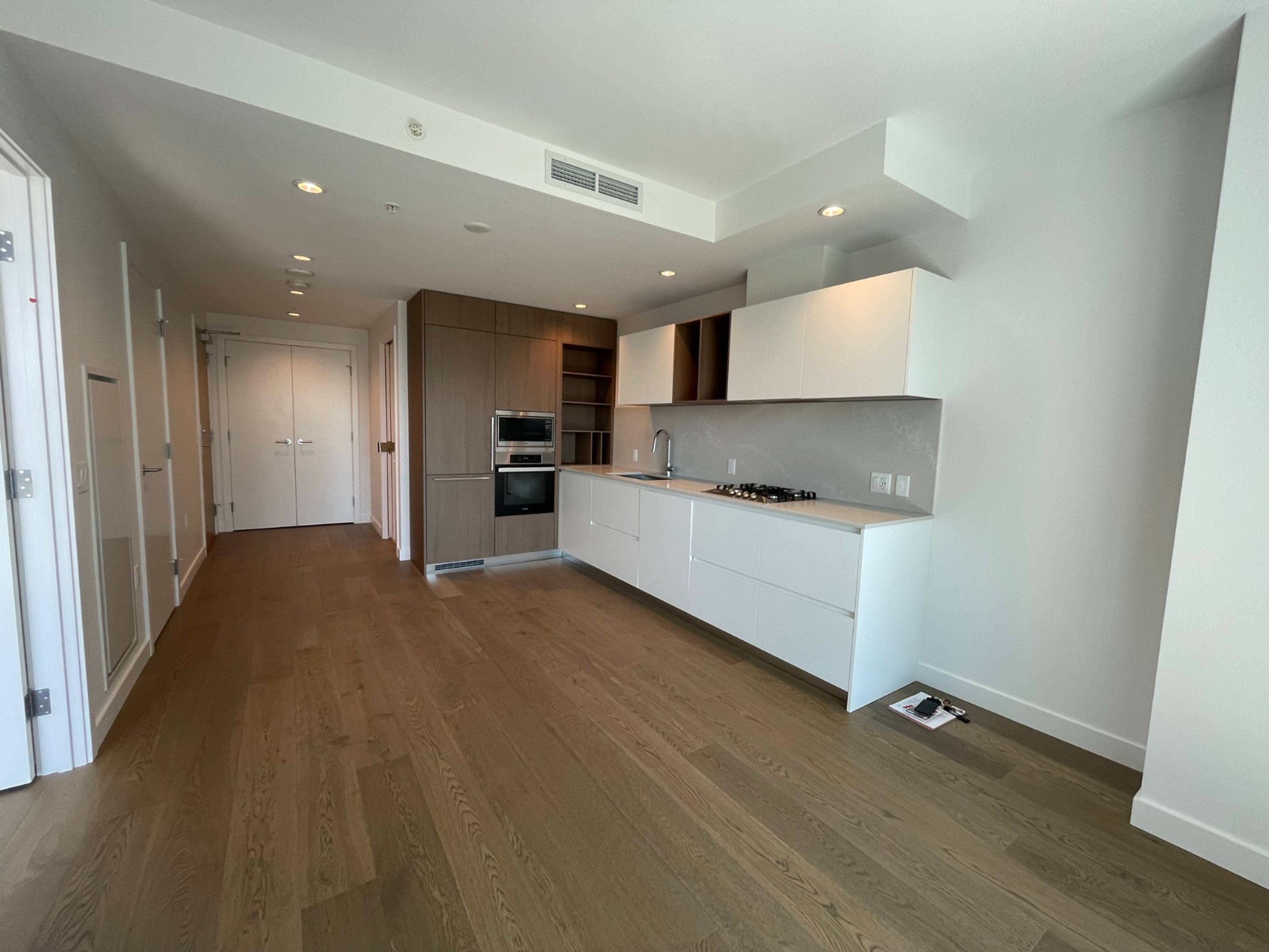 6000 McKay Ave, Burnaby, BC 1 Bedroom Apartment for Rent liv.rent