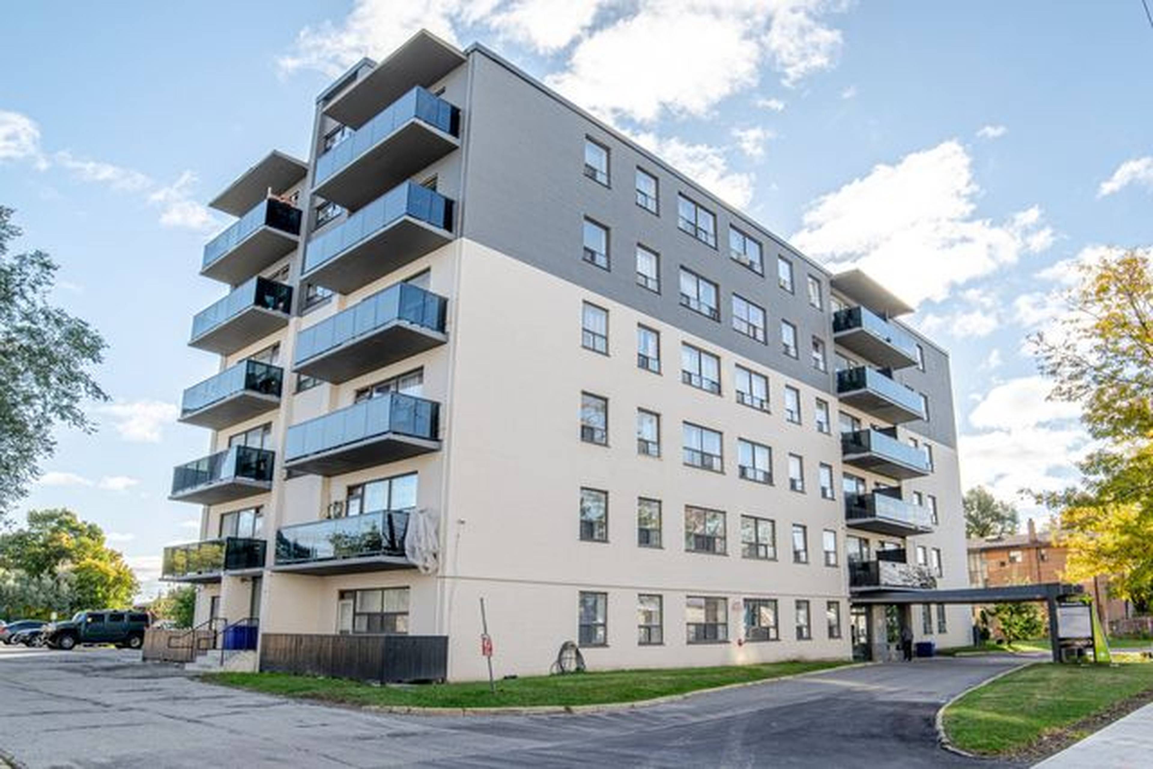 2 Bedroom 1255 Birchmount Rd, Scarborough, ON 2 Bedroom Apartment
