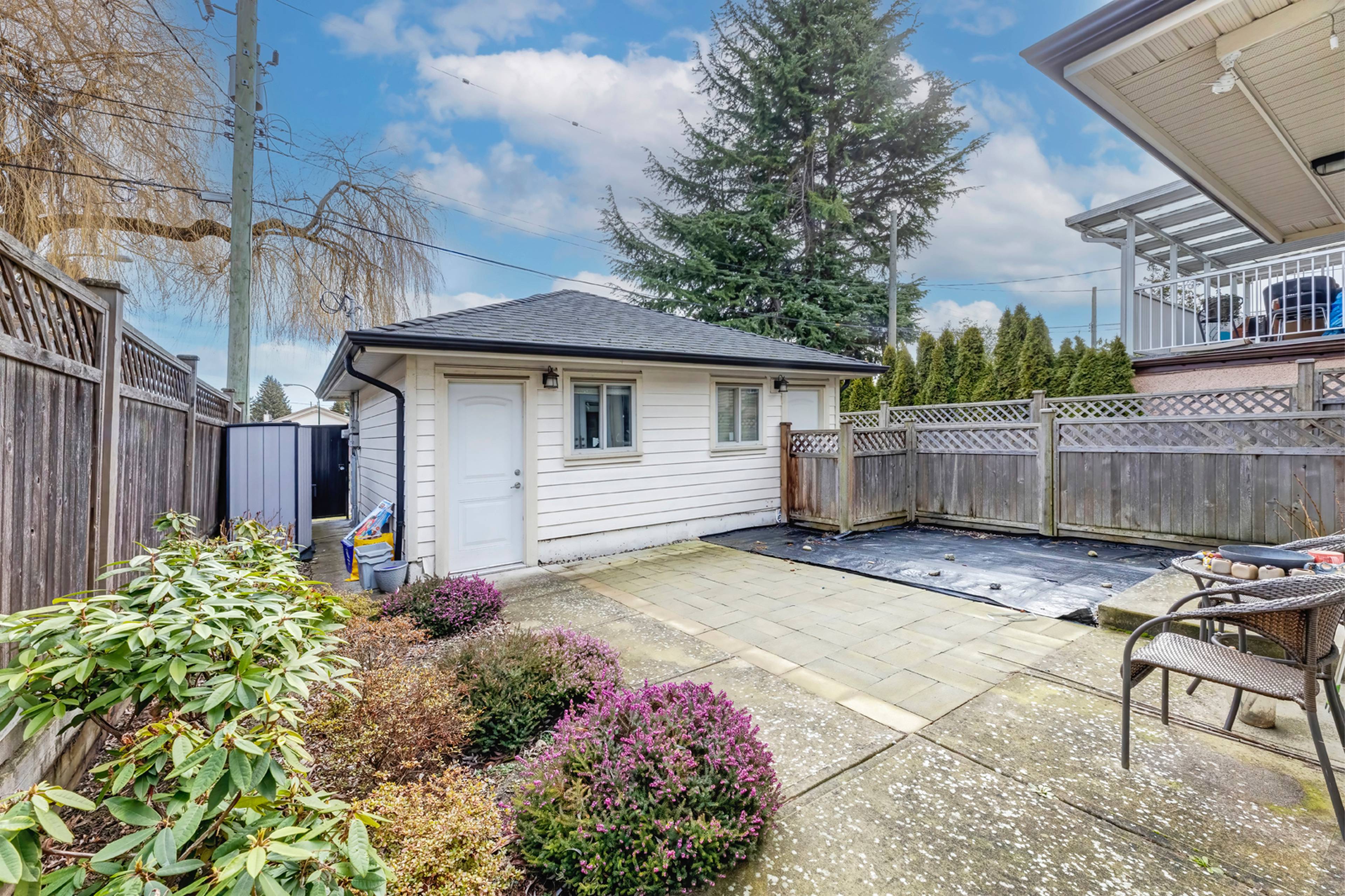 Cartier St, Vancouver, BC 3 Bedroom House for Rent liv.rent