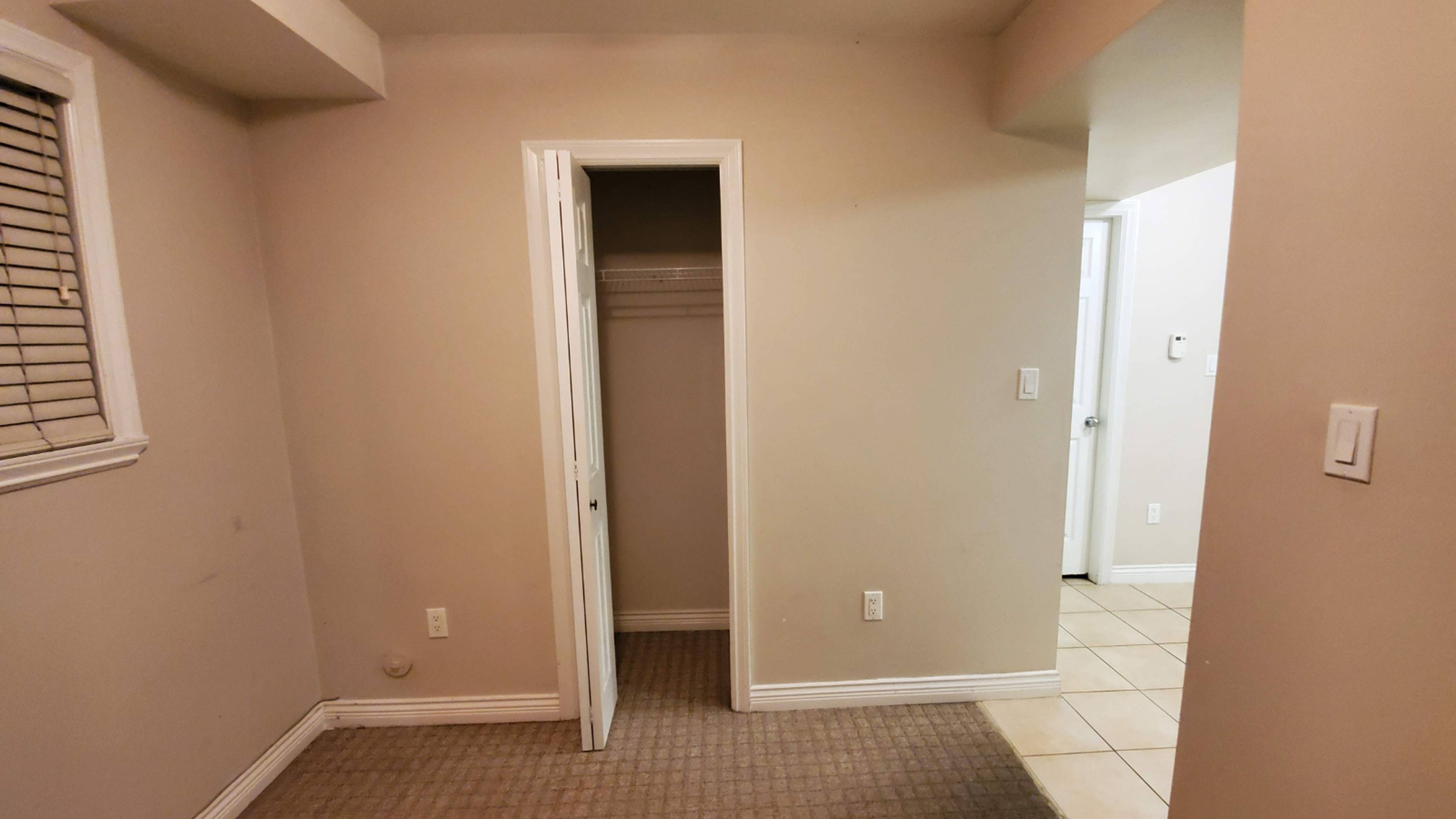 Sprott St, Burnaby, BC 1 Bedroom House for Rent liv.rent