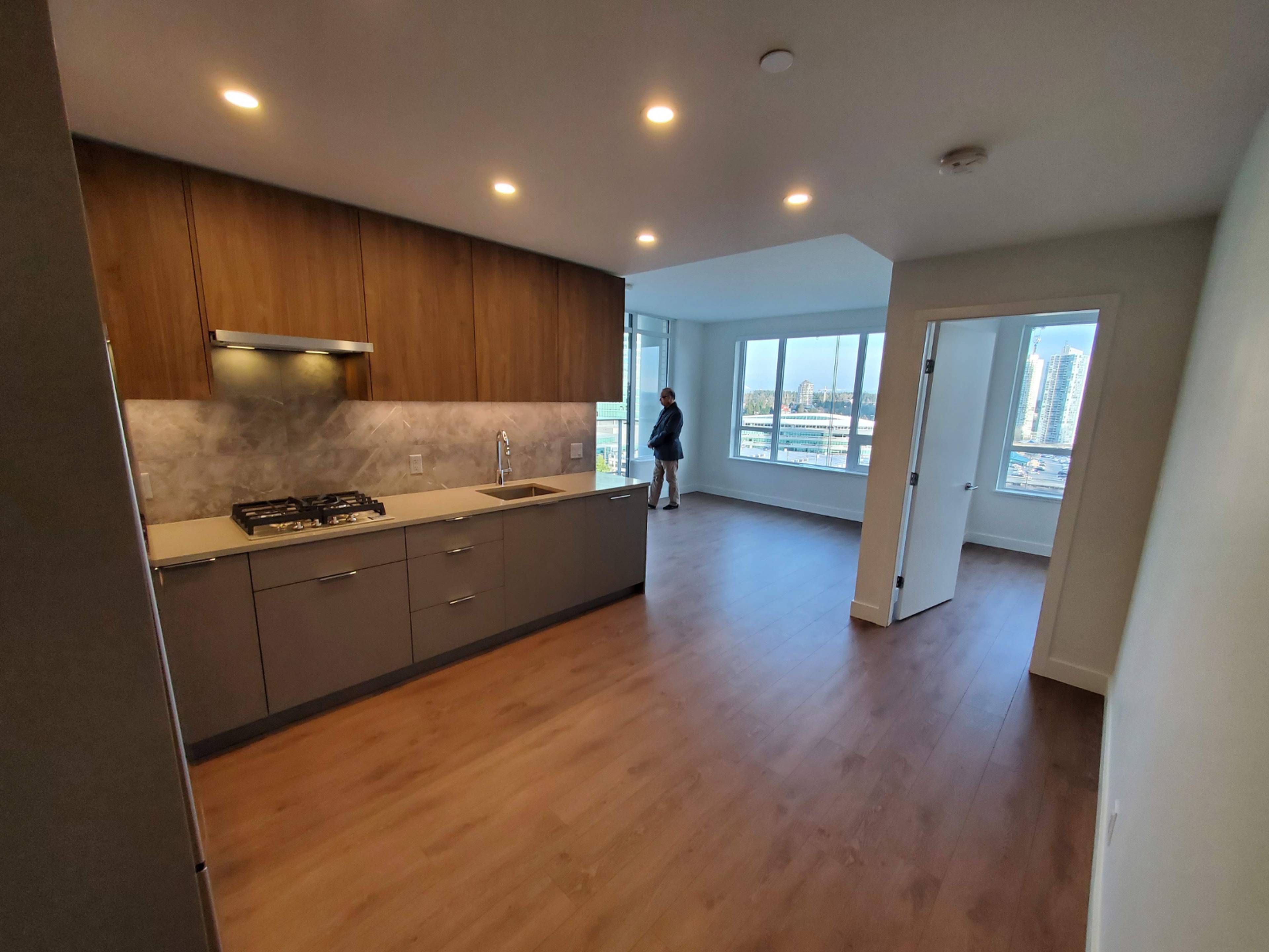 1002 13359 Old Yale Rd, Surrey, BC 2 Bedroom Apartment for Rent