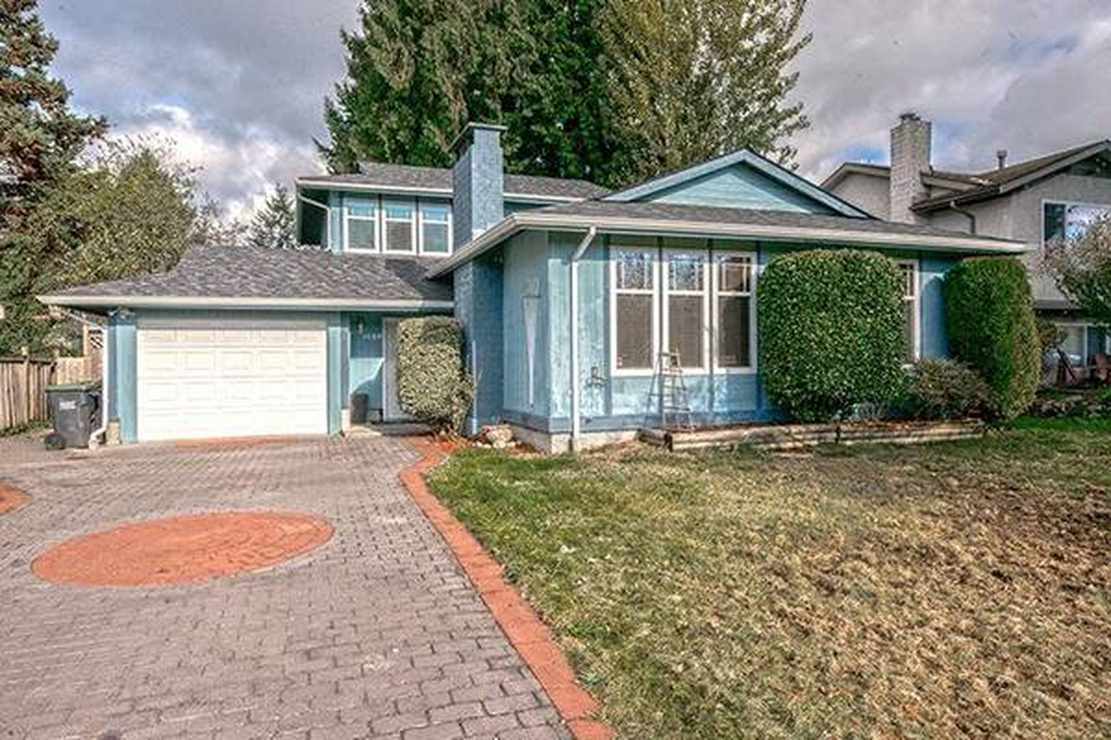 Chadwick Ave, Port Coquitlam, BC 3 Bedroom House for Rent liv.rent