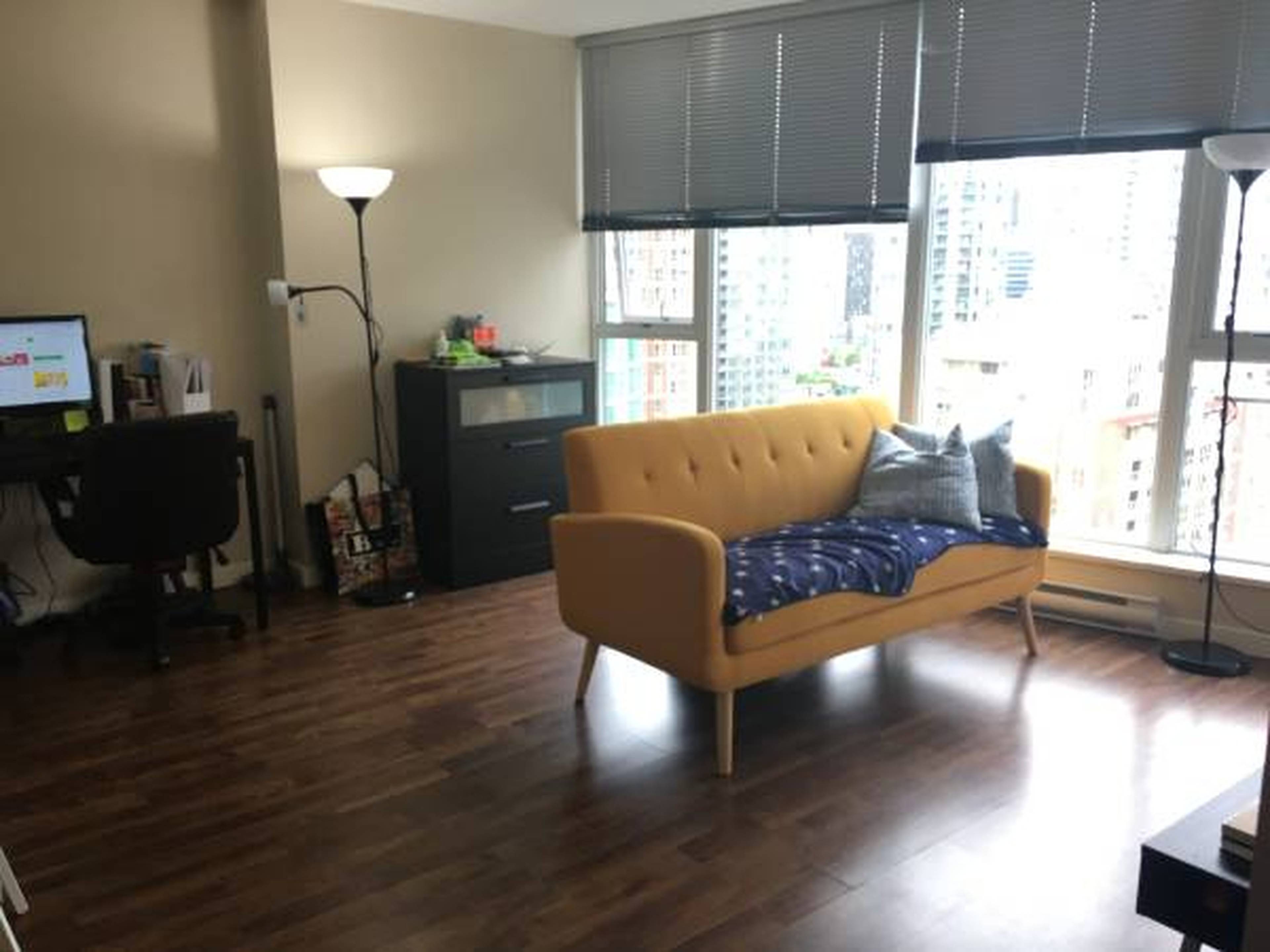 233 Robson Street, Vancouver, BC 1 Bedroom Apartment for Rent liv.rent