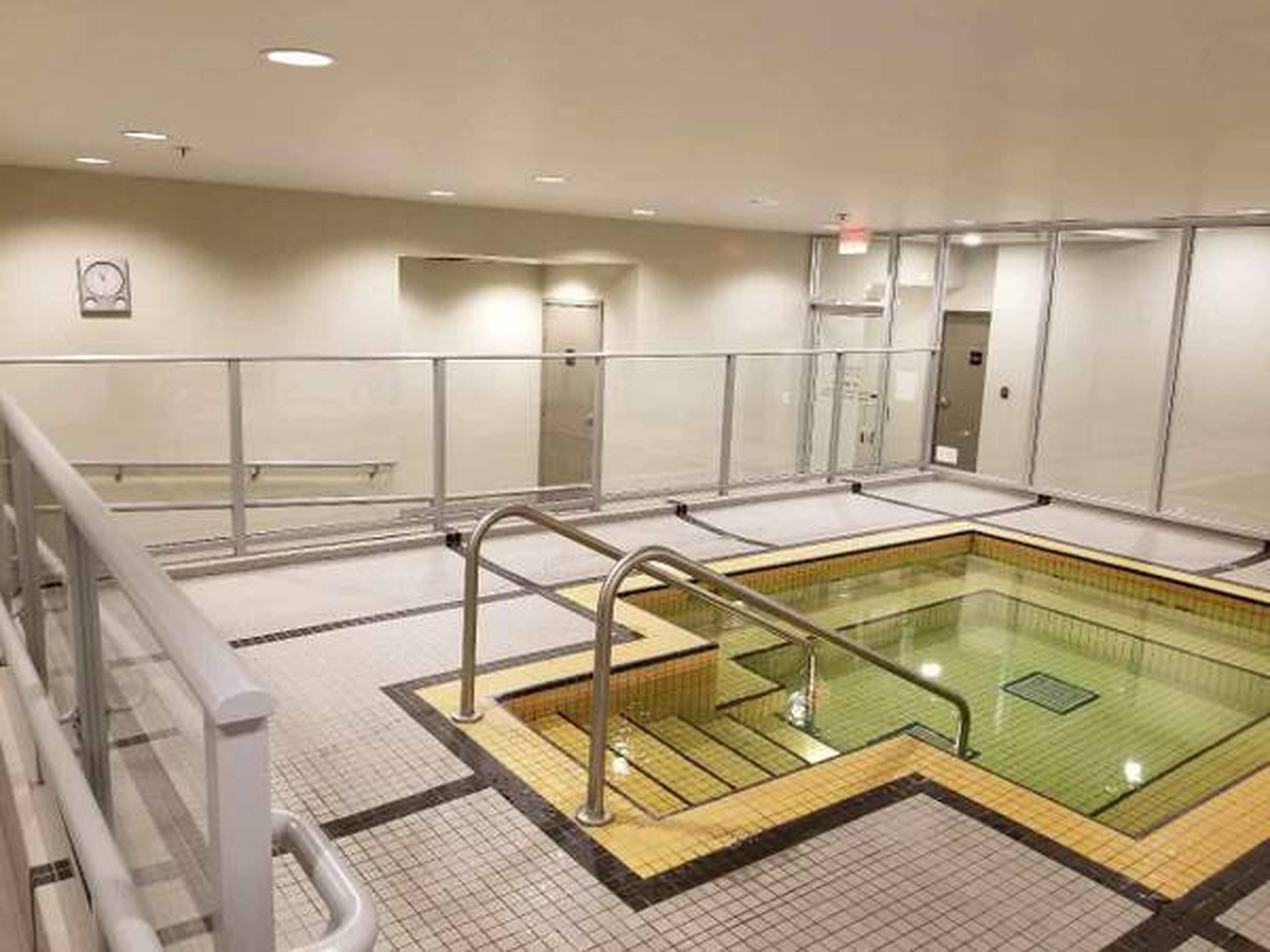 233 Robson Street, Vancouver, BC 1 Bedroom Apartment for Rent liv.rent