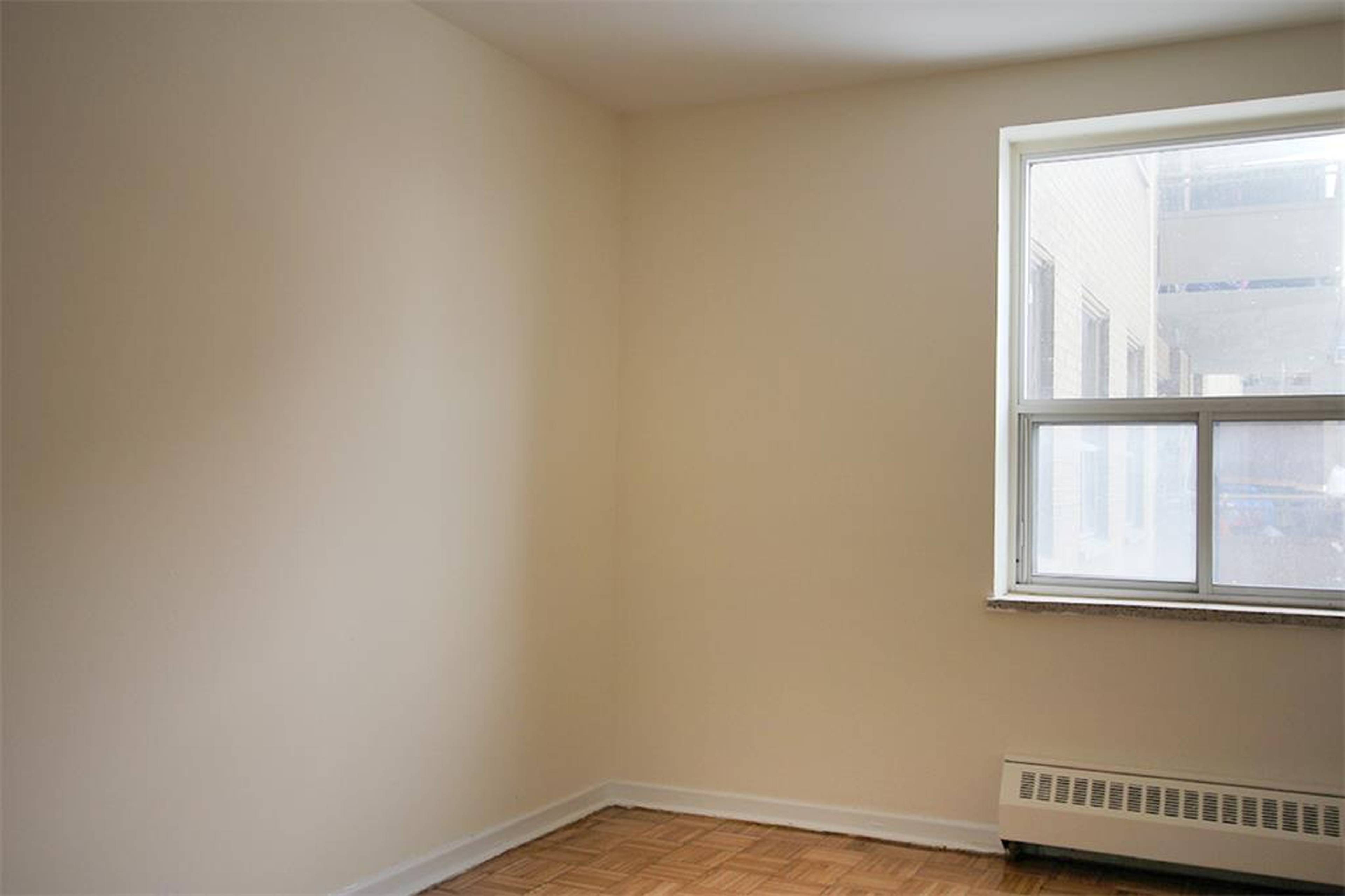 3 bedroom 27002702 Lawrence Avenue East, Scarborough, ON 3 Bedroom