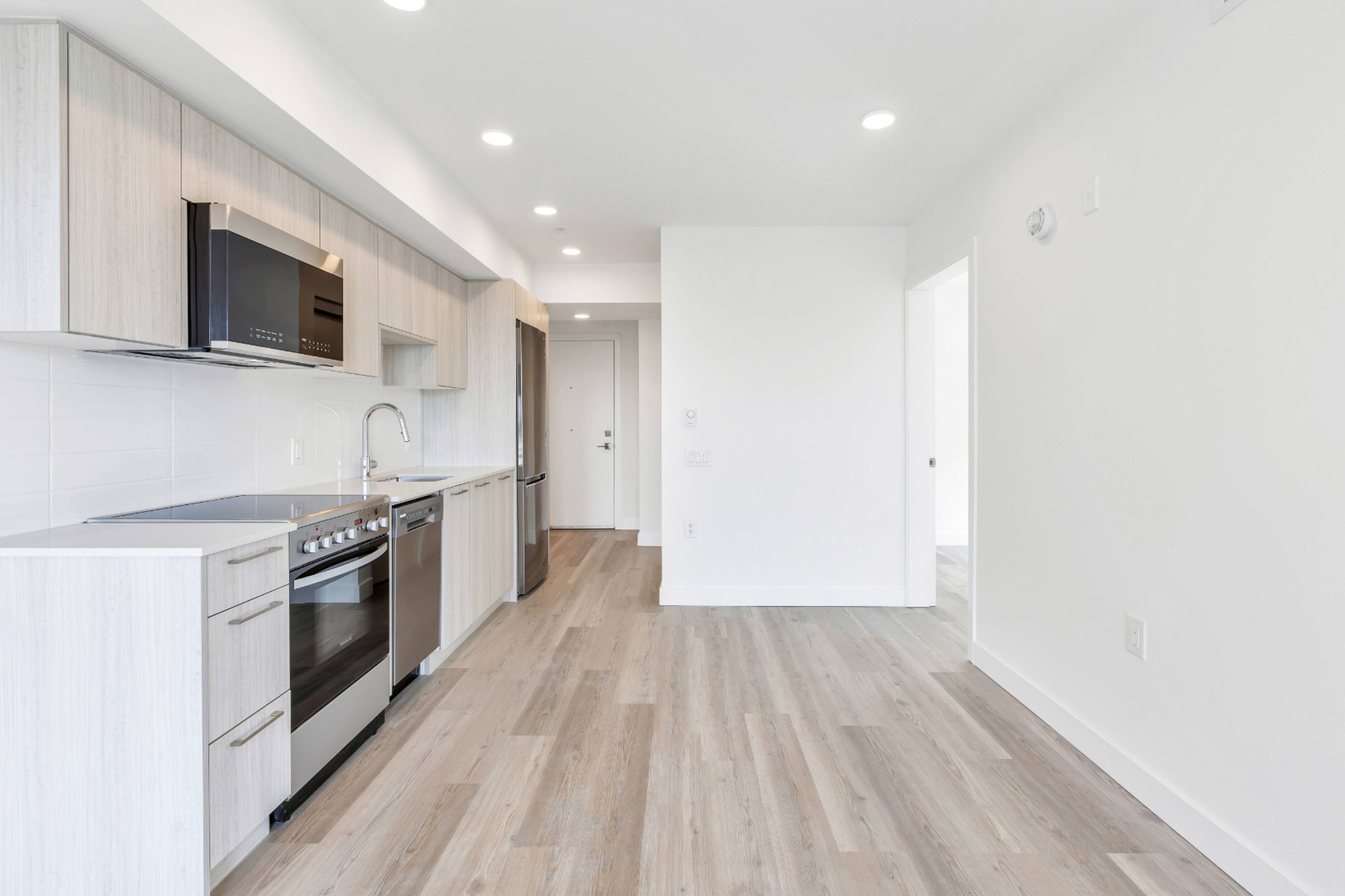 8605 Laurel St, Vancouver, BC 3 Bedroom Apartment for Rent liv.rent