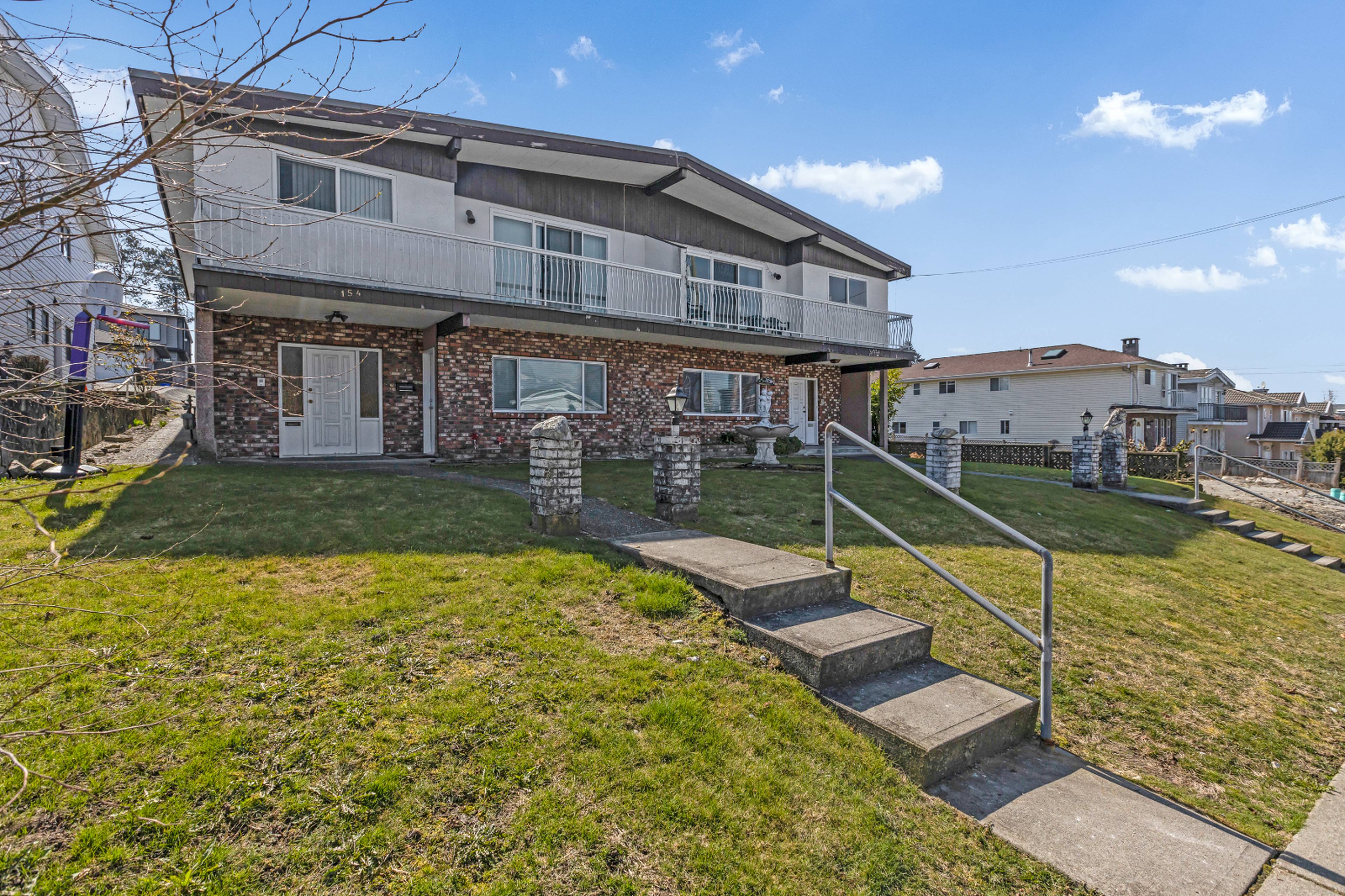 Lower suite 5154 Dominion St, Burnaby, BC 3 Bedroom Room for Rent