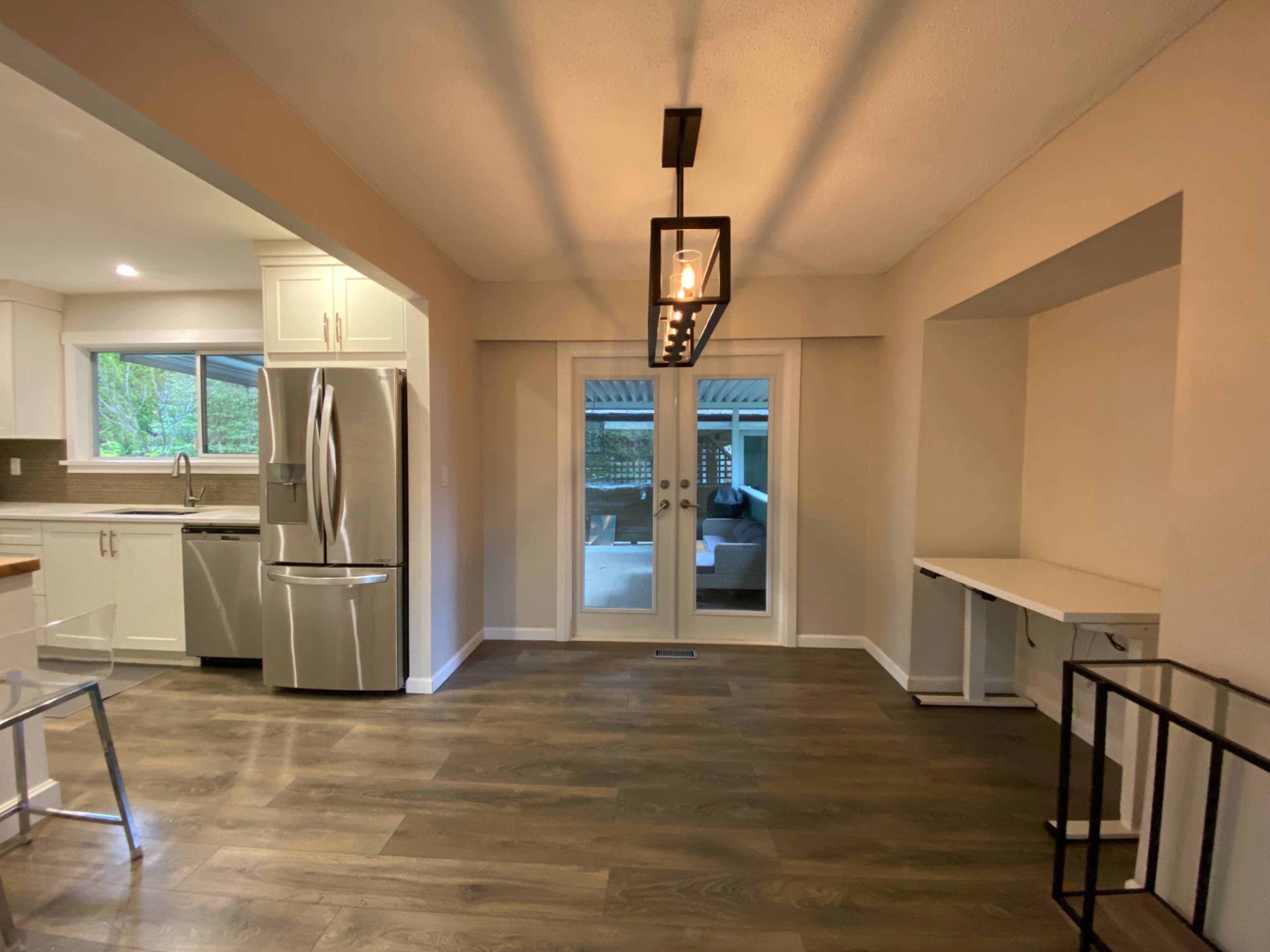 8080 Burnfield Cres, Burnaby, BC 3 Bedroom Room for Rent liv.rent