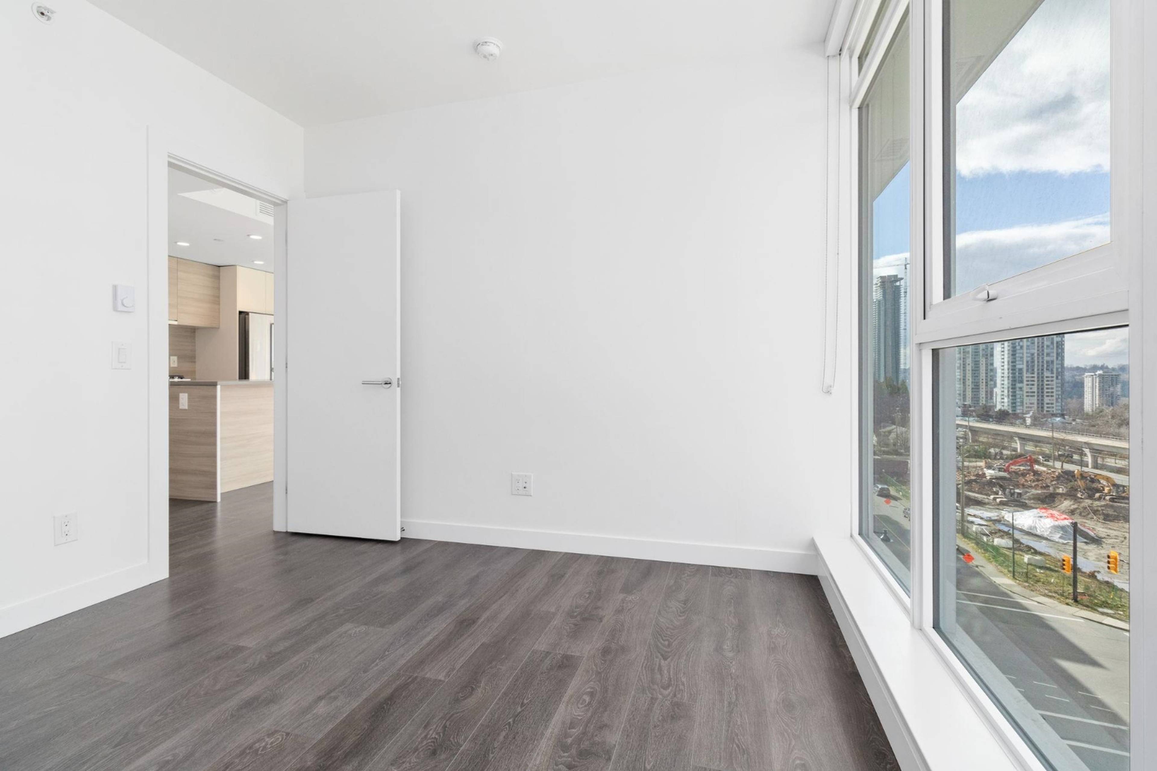 657 Whiting Way, Coquitlam, BC 2 Bedroom Apartment for Rent liv.rent