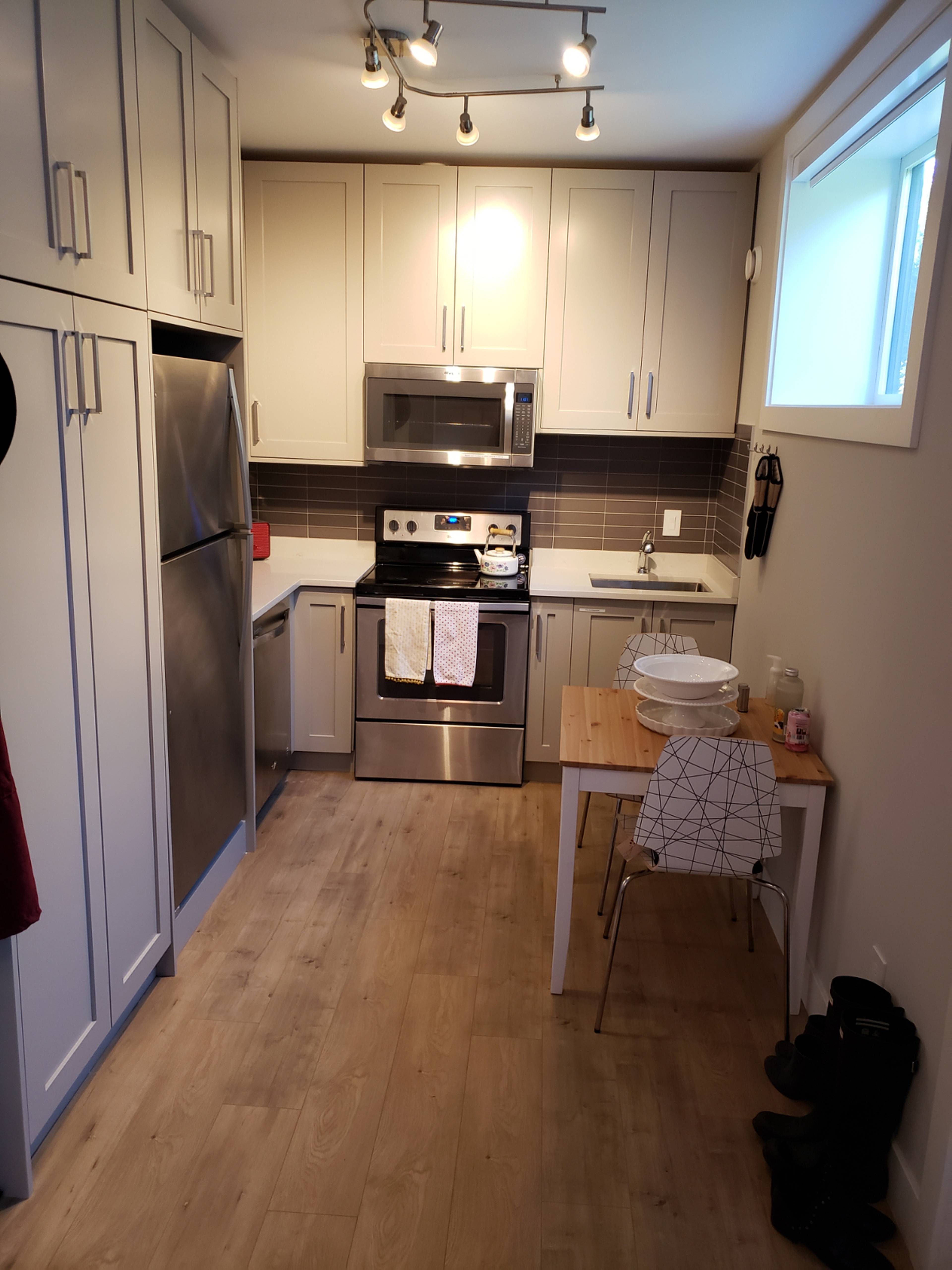 4988 MacKenzie St, Vancouver, BC 1 Bedroom Room for Rent liv.rent
