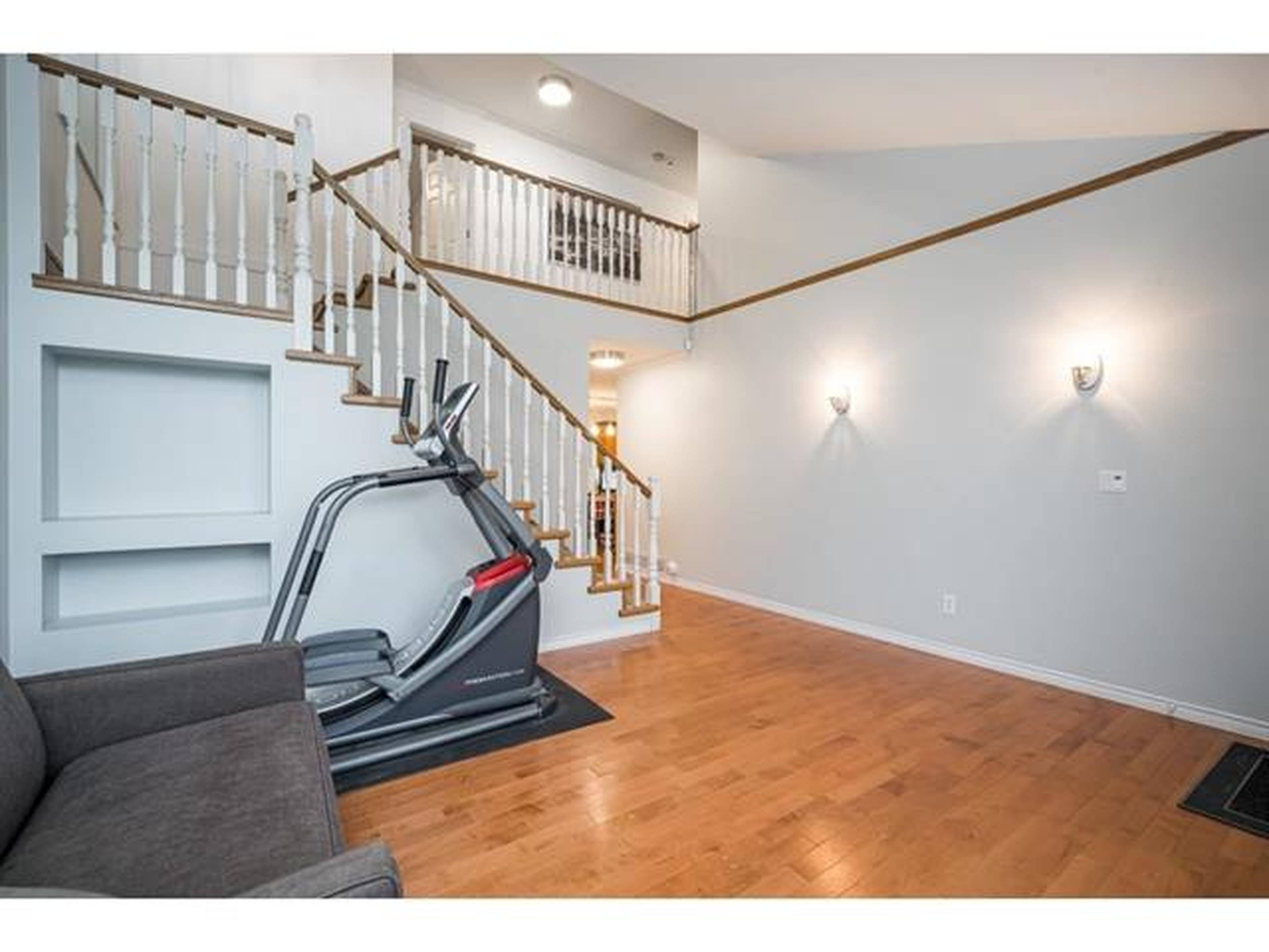 9412 203 St, Langley, BC 4 Bedroom House for Rent liv.rent