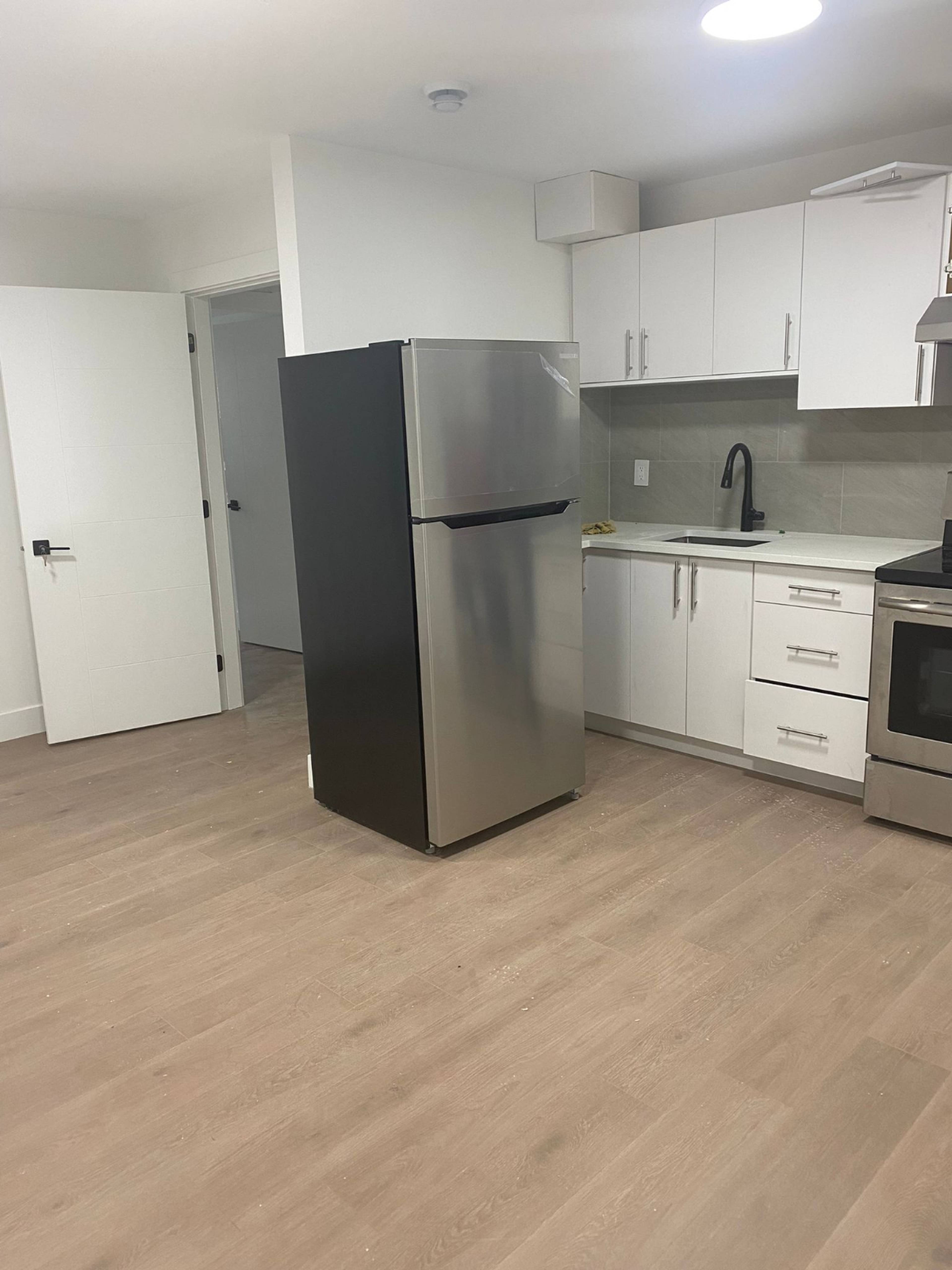 11974 Glenhurst St, Maple Ridge, BC 2 Bedroom Room for Rent liv.rent