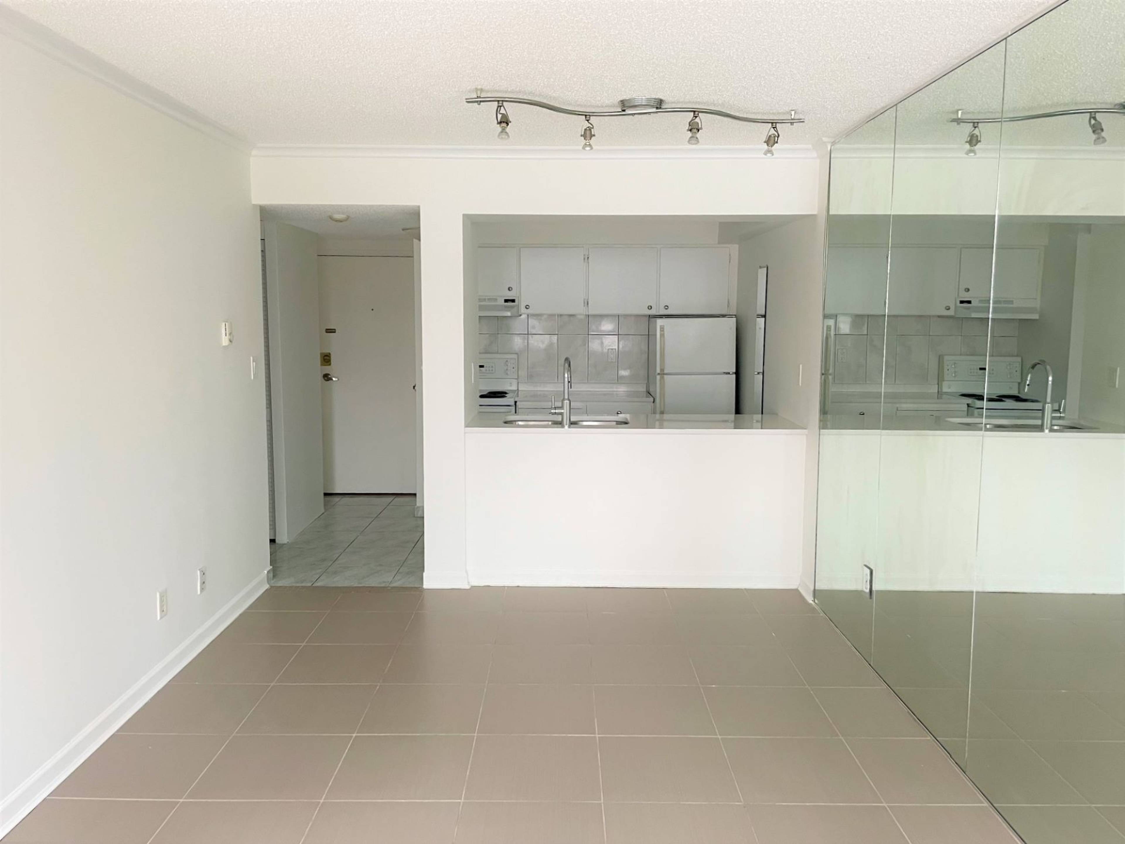 1270 Robson St, Vancouver, BC 1 Bedroom Apartment for Rent liv.rent