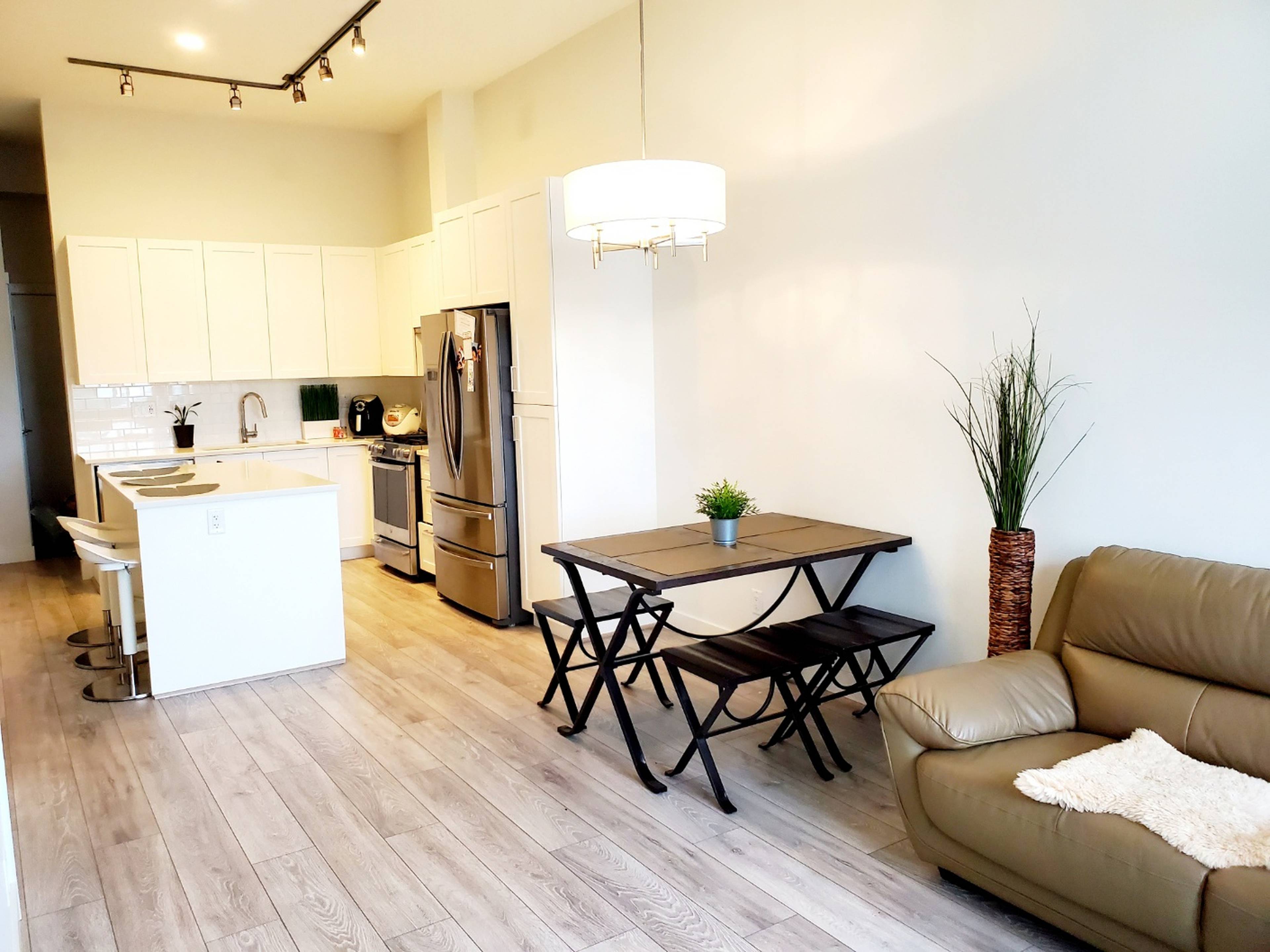 20673 78 Ave, Langley, BC 2 Bedroom Apartment for Rent liv.rent