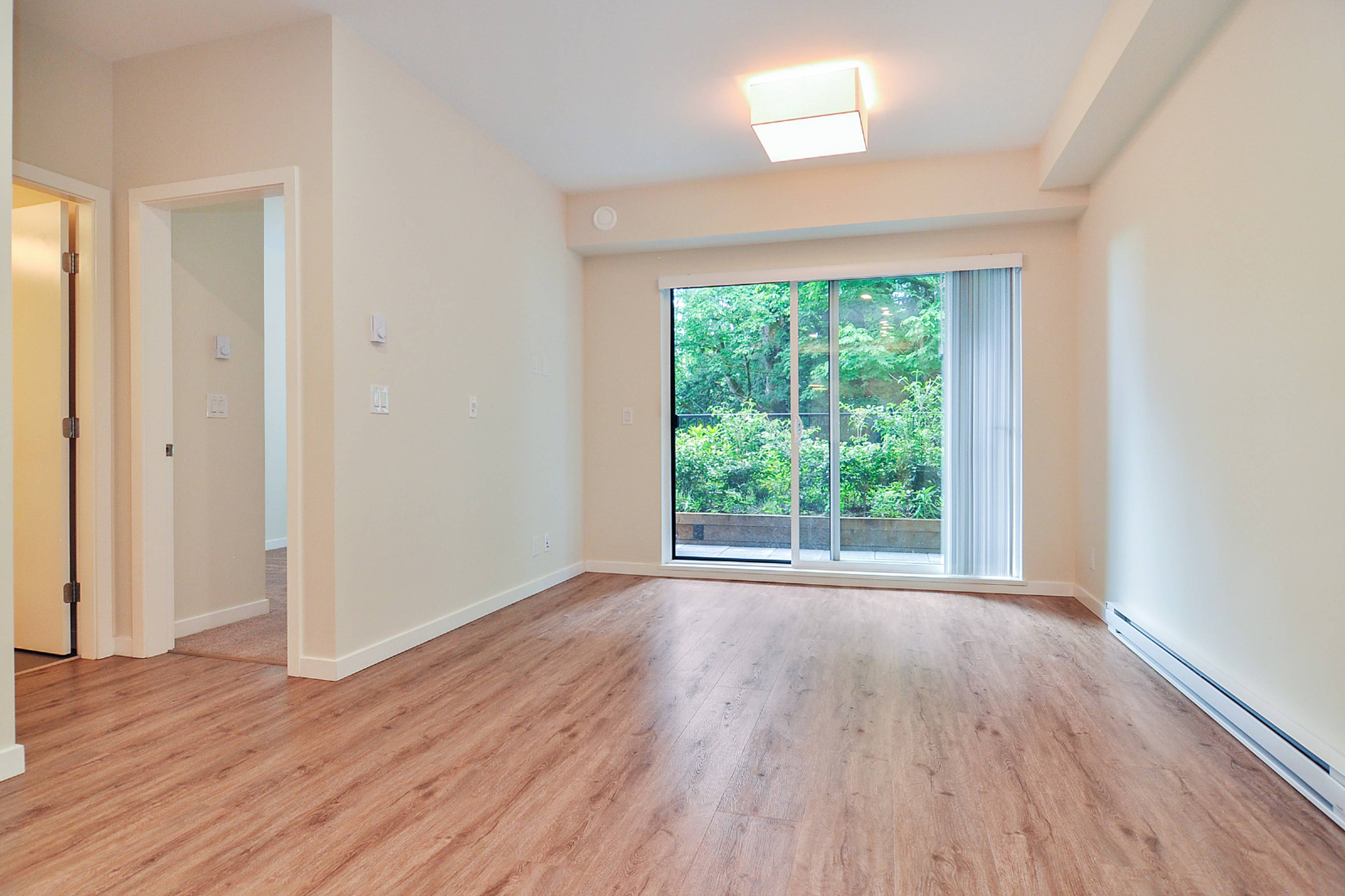 20087 68 Ave, Langley, BC 1 Bedroom Apartment for Rent liv.rent