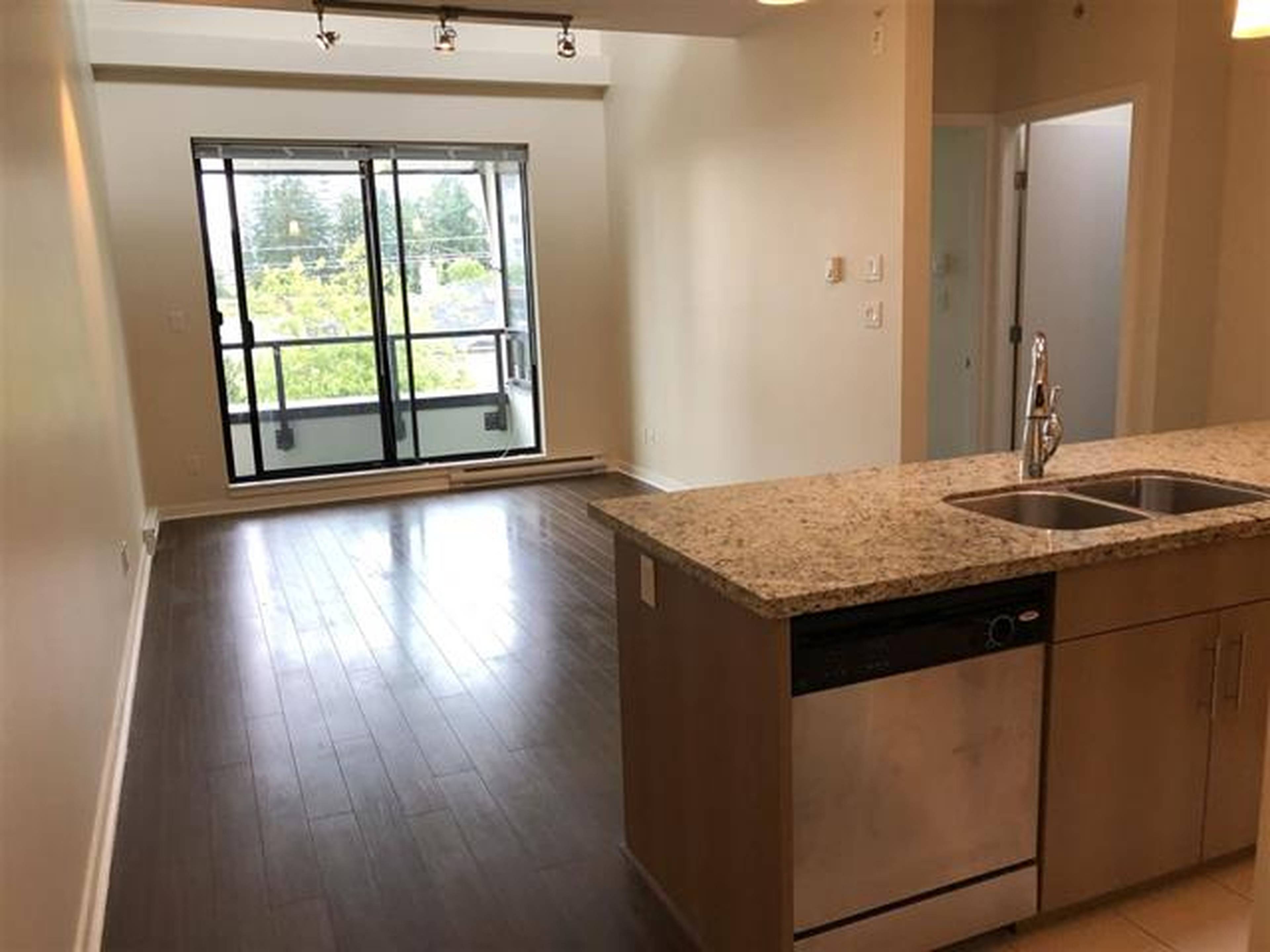 Top Floor 5211 Grimmer St, Burnaby, BC 1 Bedroom Apartment for Rent