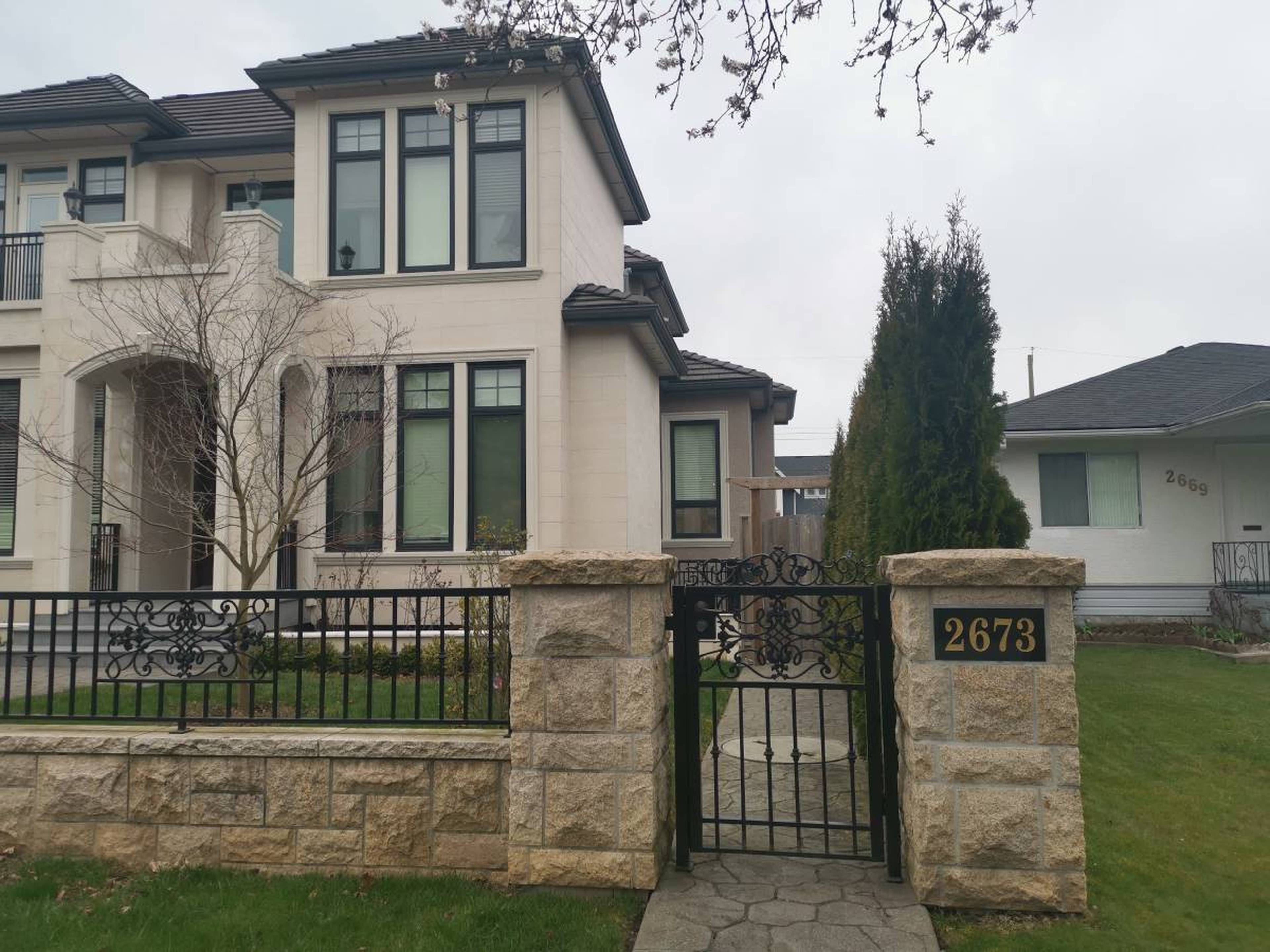 McBain Ave, Vancouver, BC 2 Bedroom House for Rent liv.rent