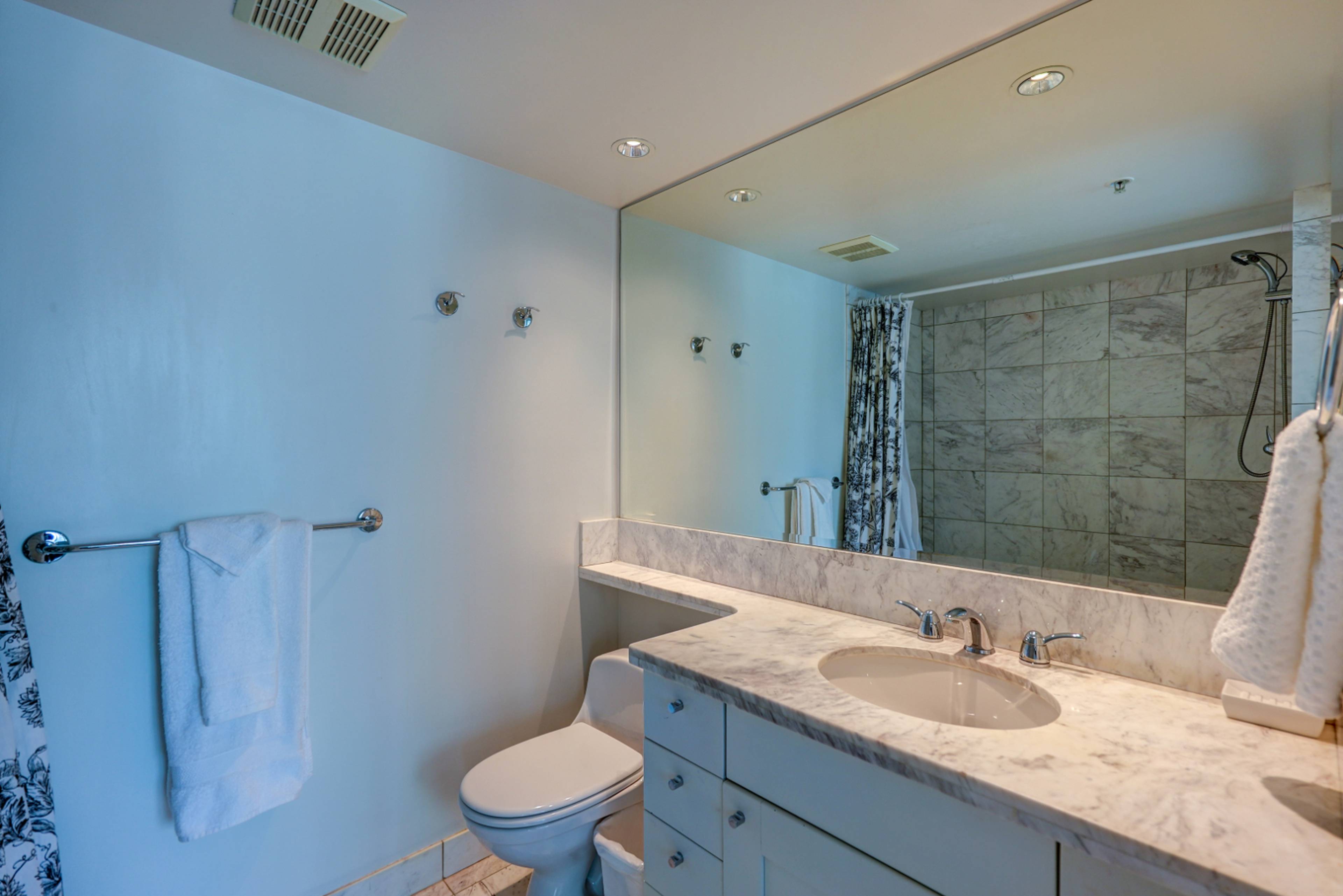 590 Nicola St 12